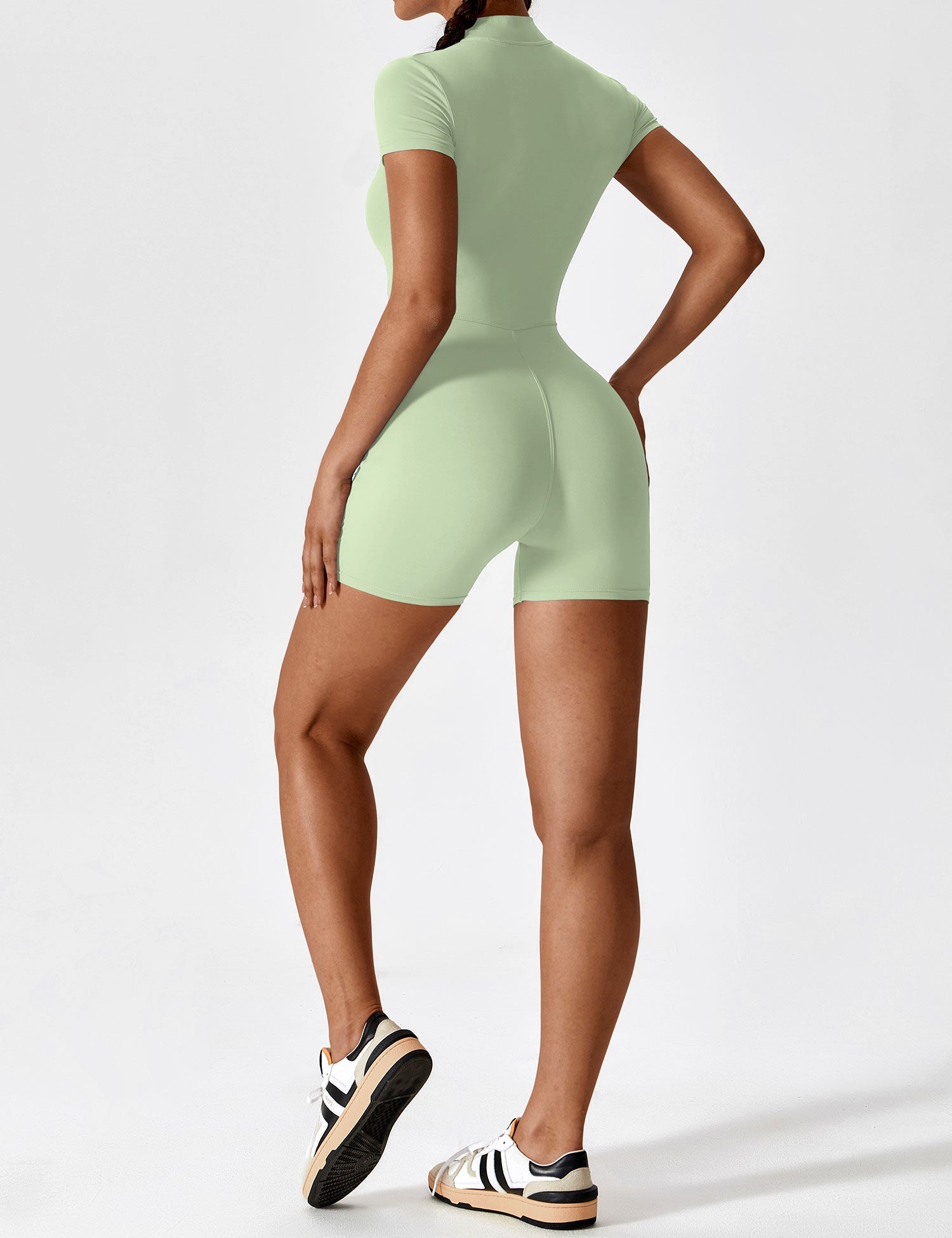 Yeoreo Short Sleeve Zipper Romper