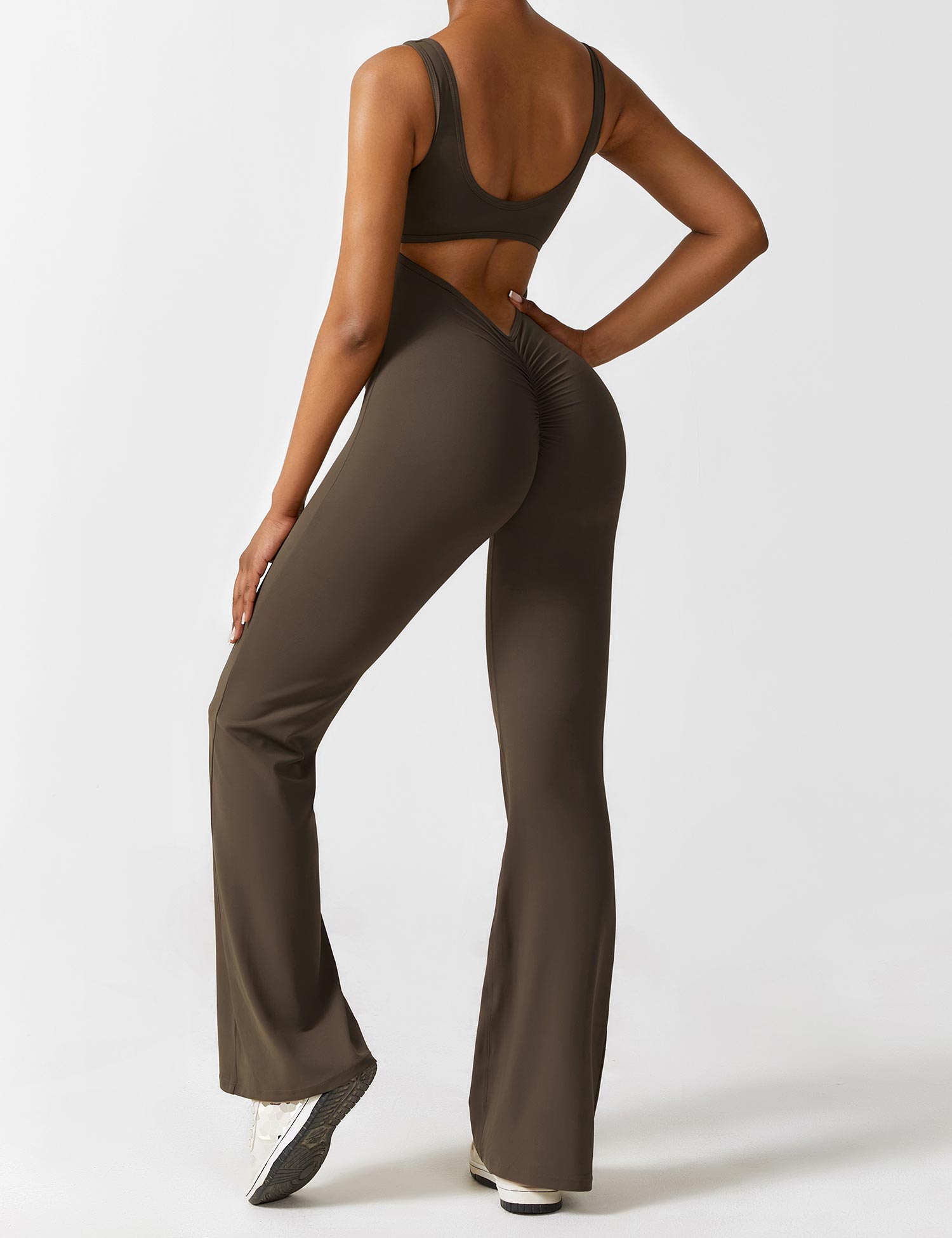 Yeoreo Lizvette V-Back Jumpsuit