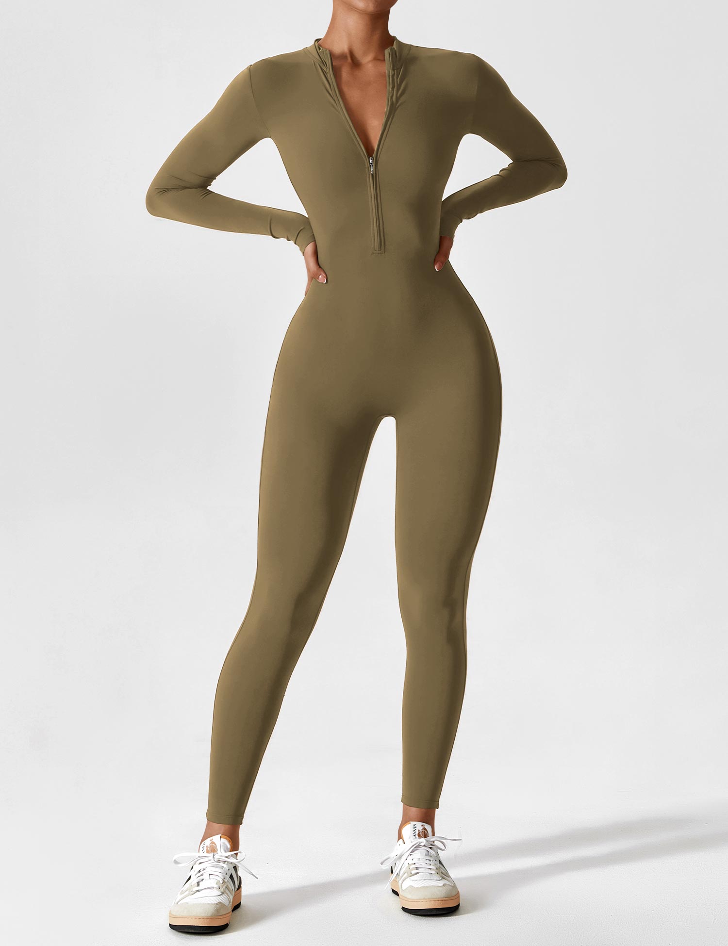 Yeoreo Long Sleeve Zipper Jumpsuit