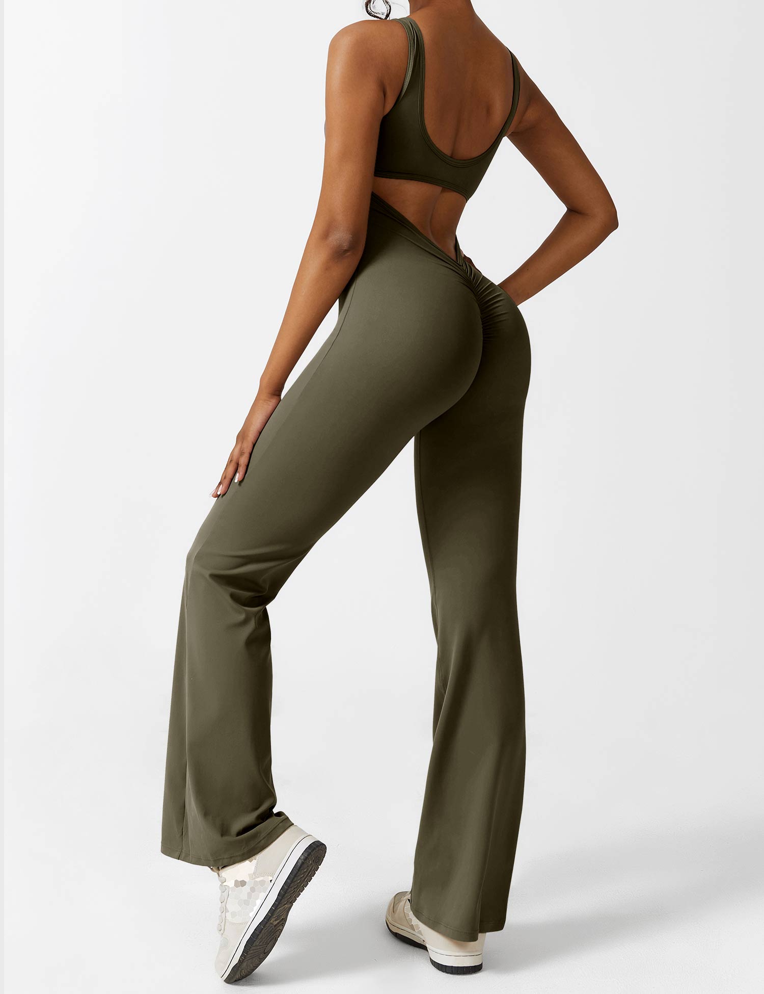Yeoreo Lizvette V-Back Jumpsuit