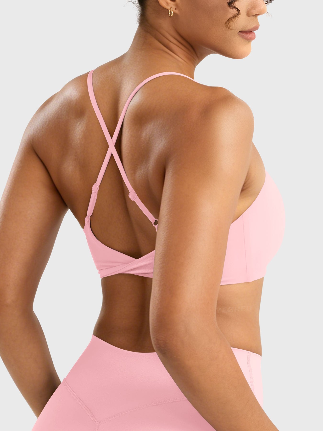 Yeoreo Wawiay Twist Back Sports Bra