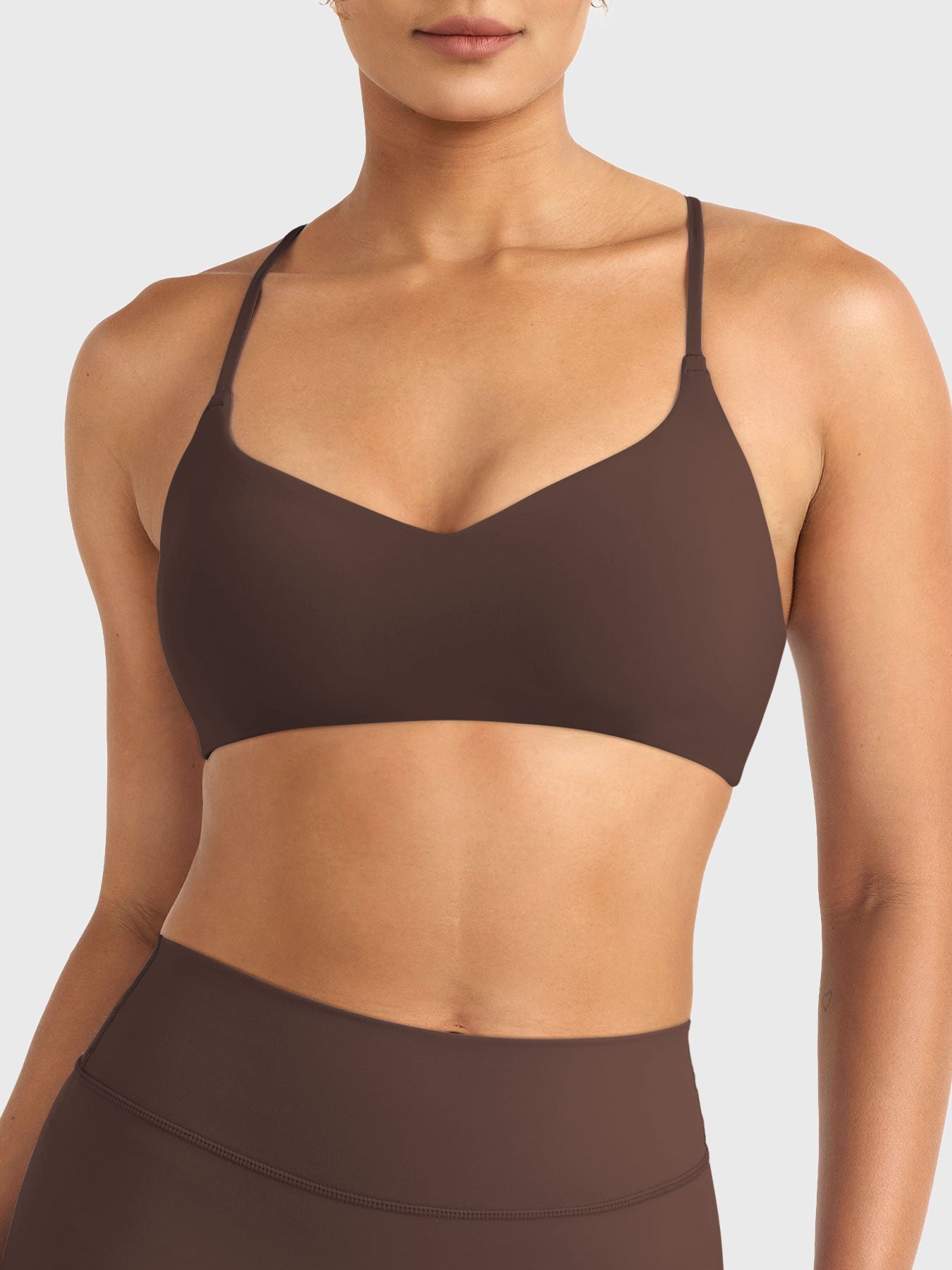 Yeoreo Wawiay Twist Back Sports Bra