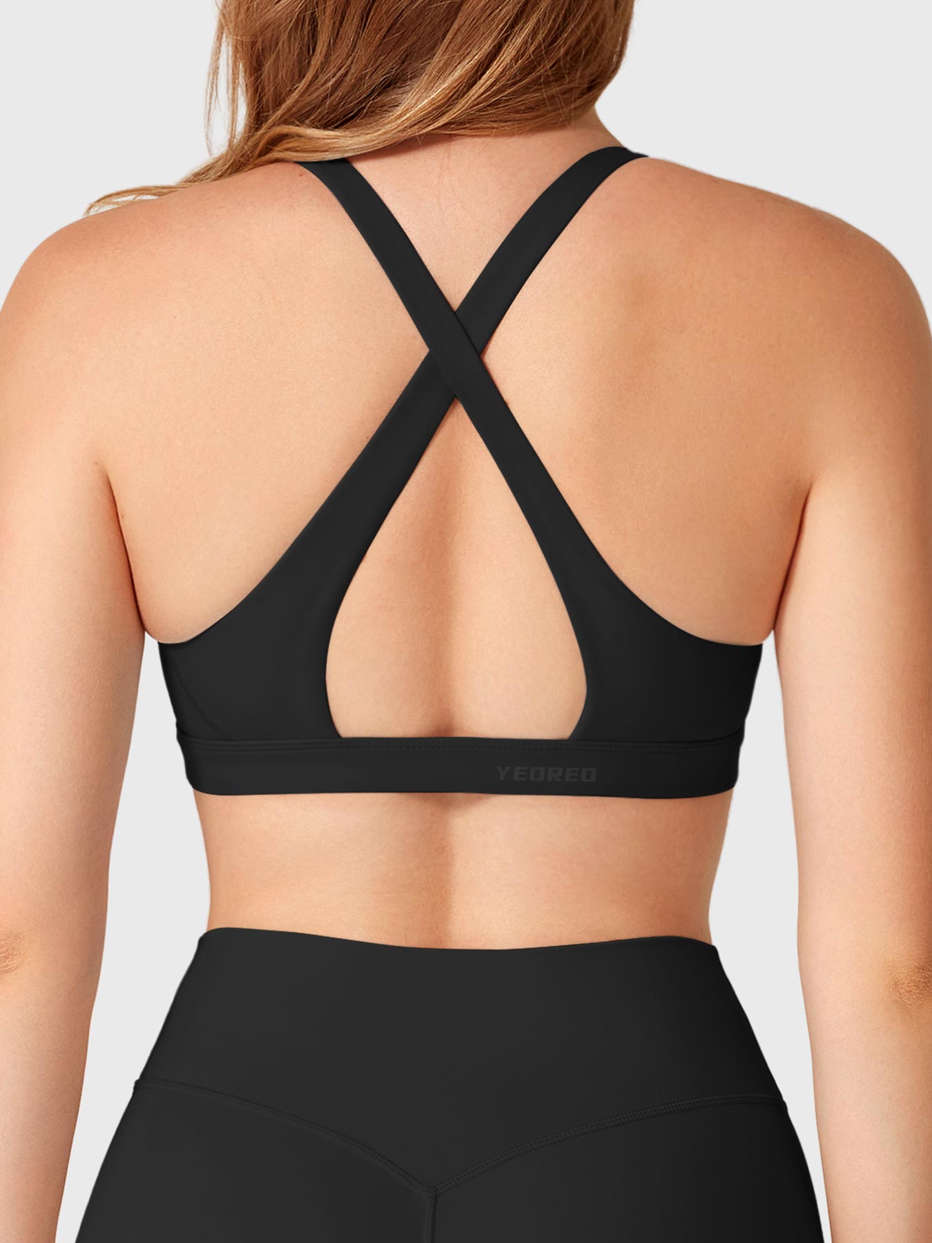 Yeoreo Wafiya Deep V Neck Sports Bra