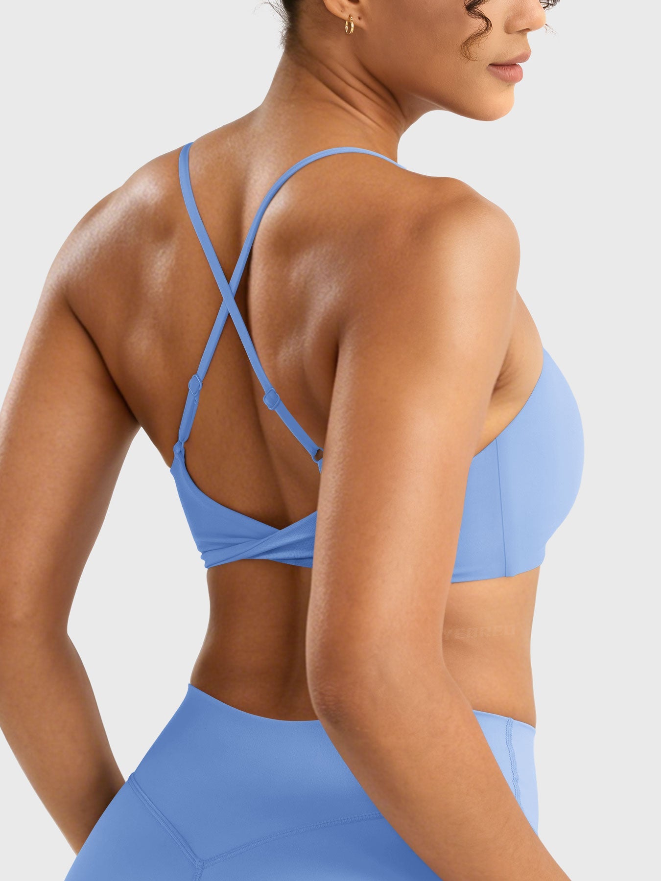 Yeoreo Wawiay Twist Back Sports Bra
