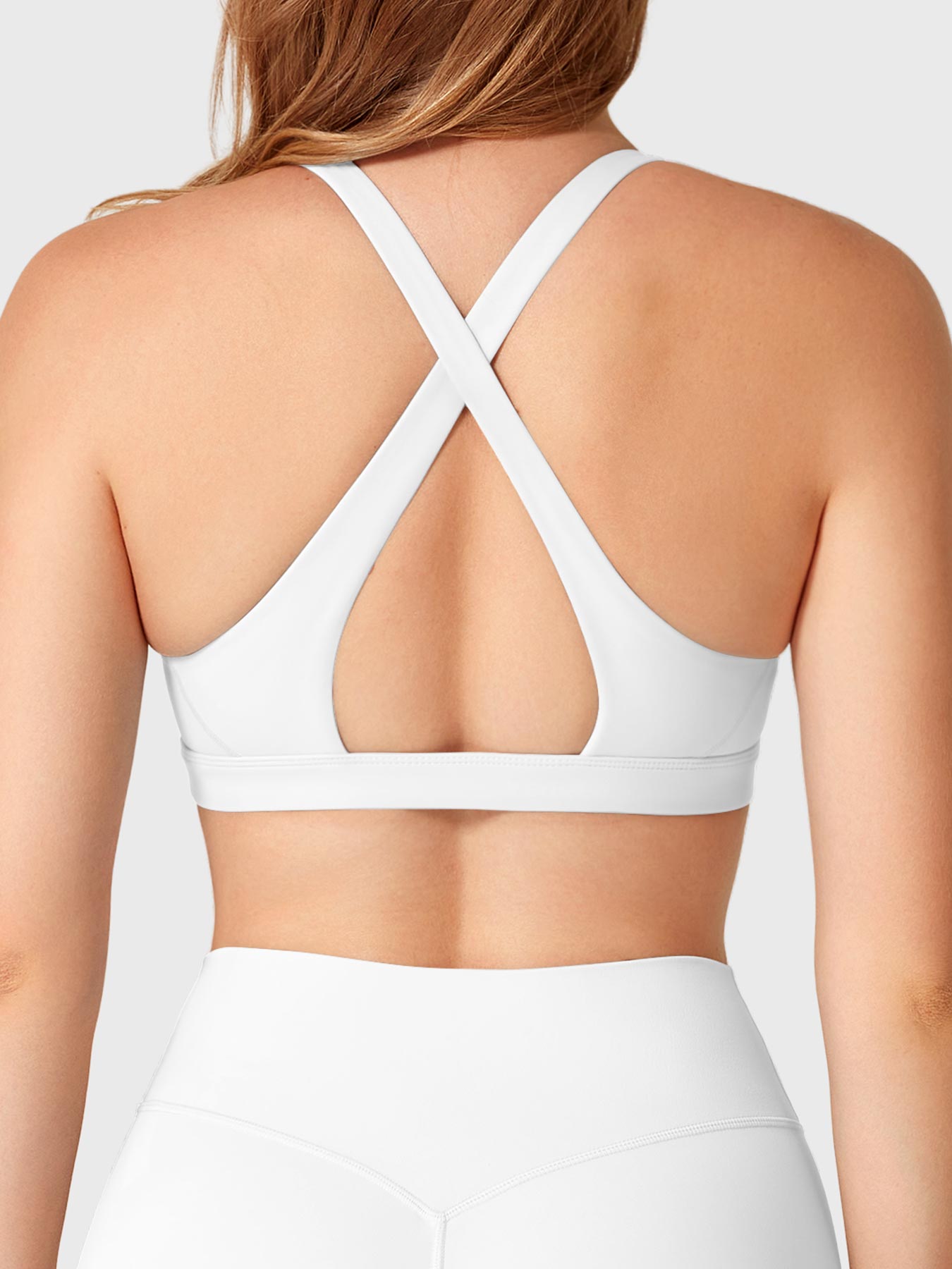 Yeoreo Wafiya Deep V Neck Sports Bra