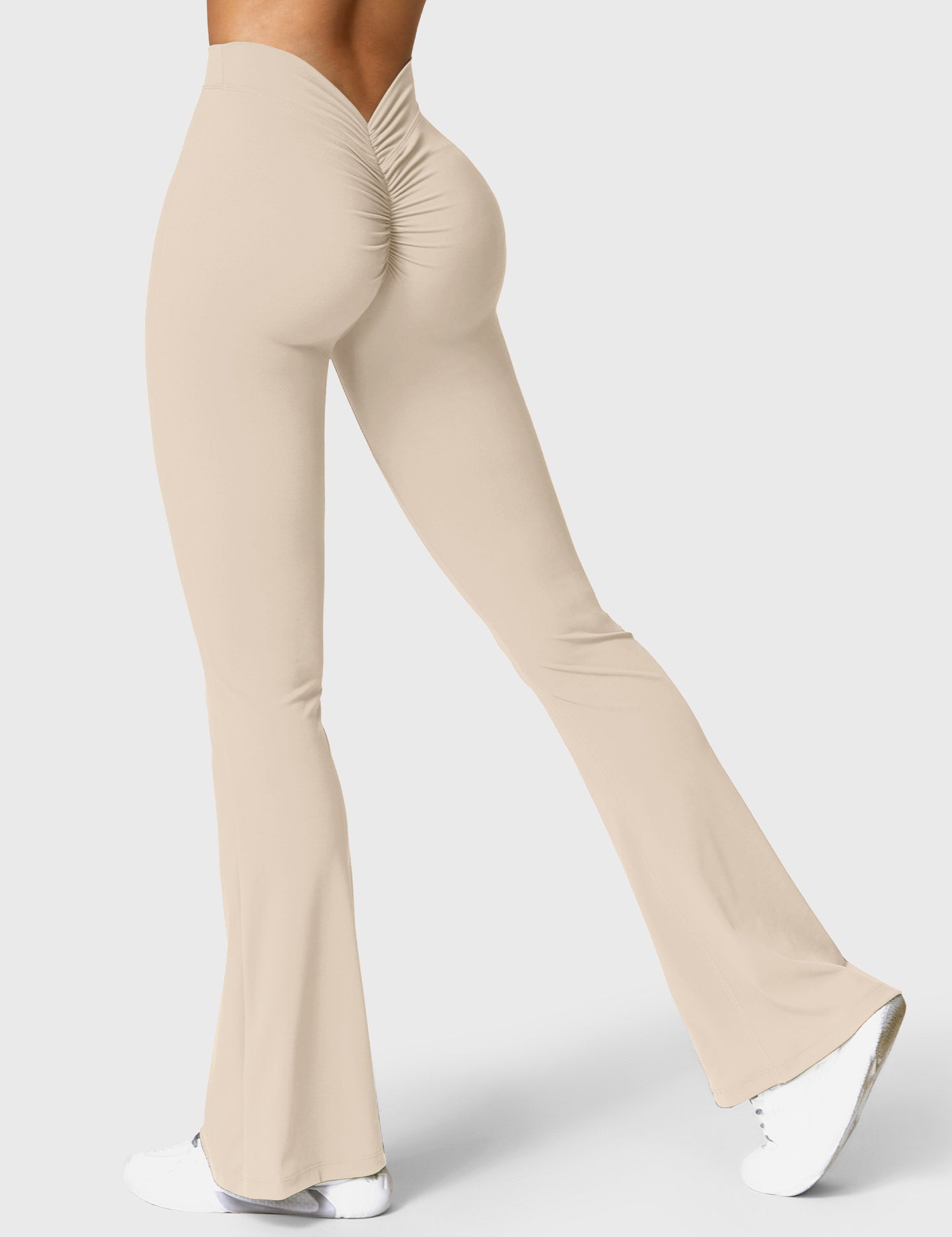 Yeoreo Daze V-back Flare Leggings