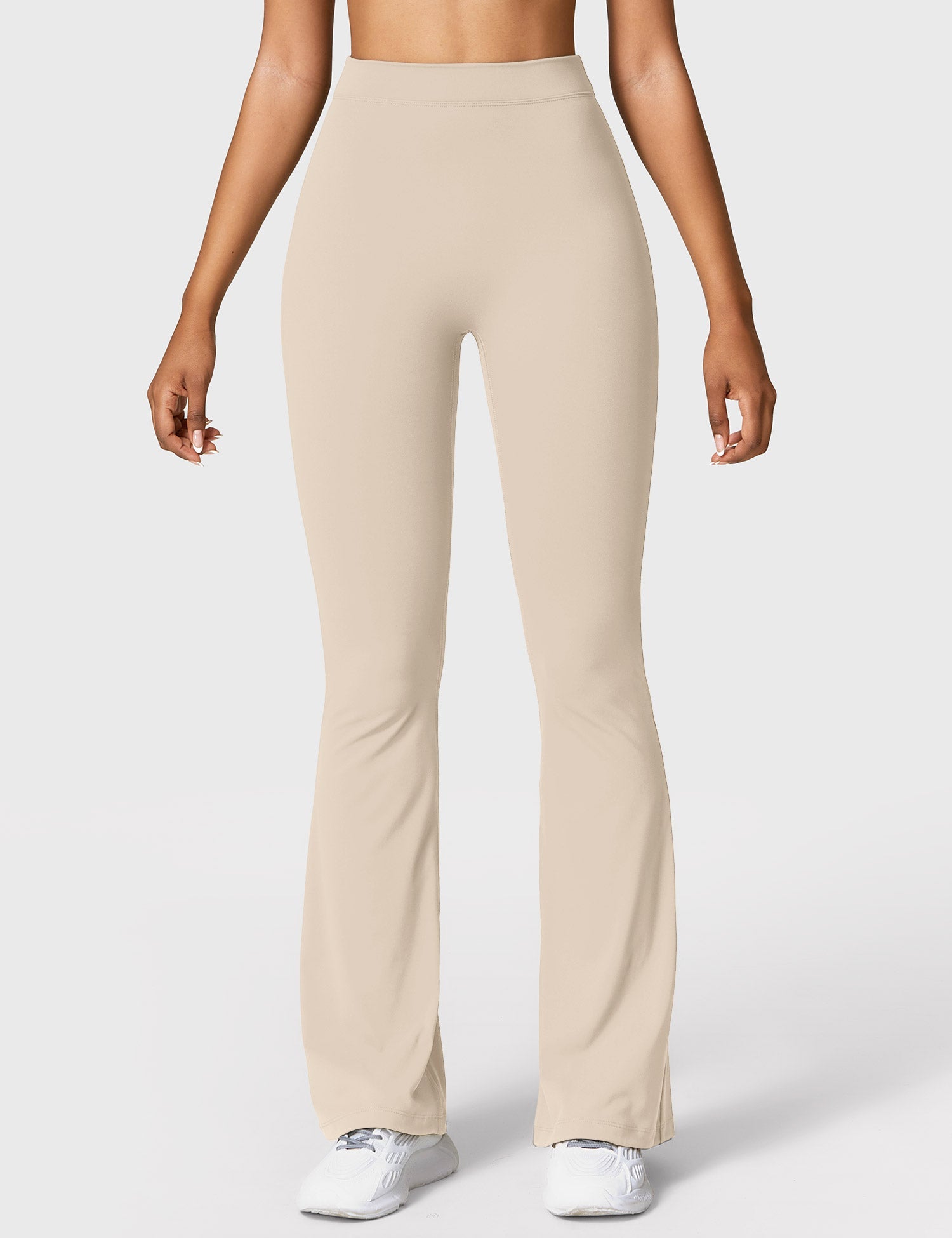 Yeoreo Daze V-back Flare Leggings