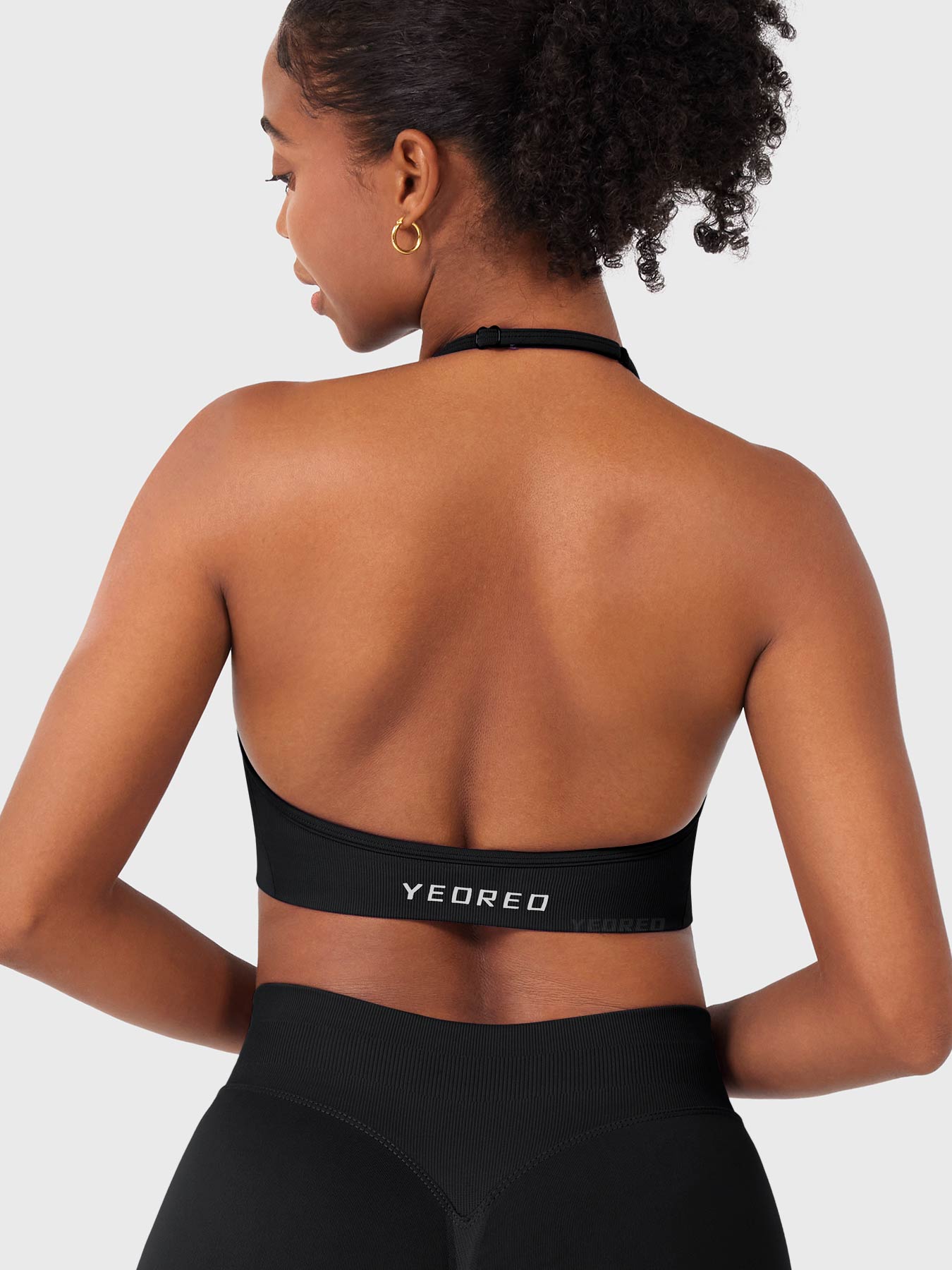 Yeoreo Vanie SoftHue Halter Sports Bra