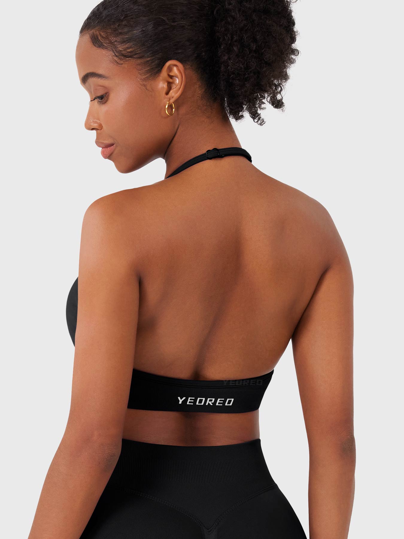 Yeoreo Vanie SoftHue Halter Sports Bra
