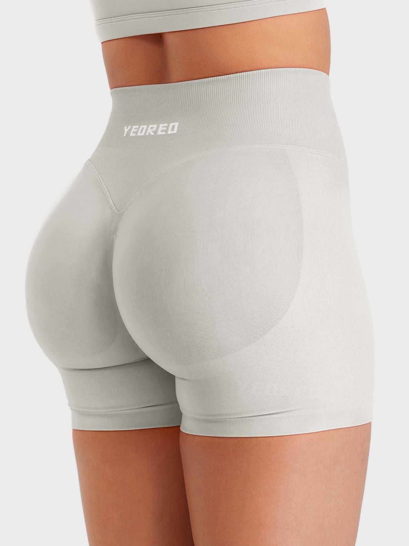 Yeoreo Baderiy 4.5" Seamless Shorts