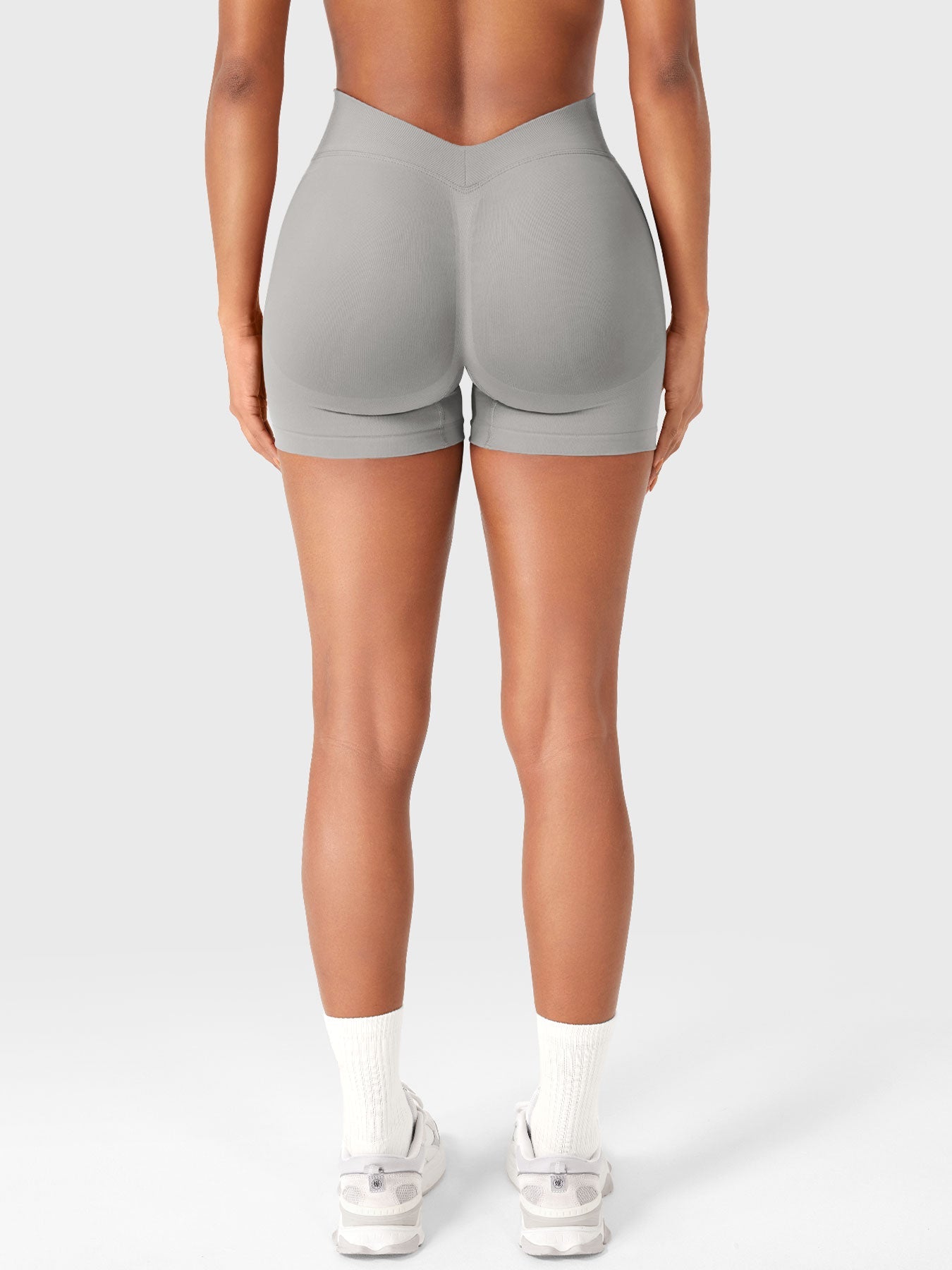 Yeoreo Graciy 3.6" SoftHue V-back Shorts