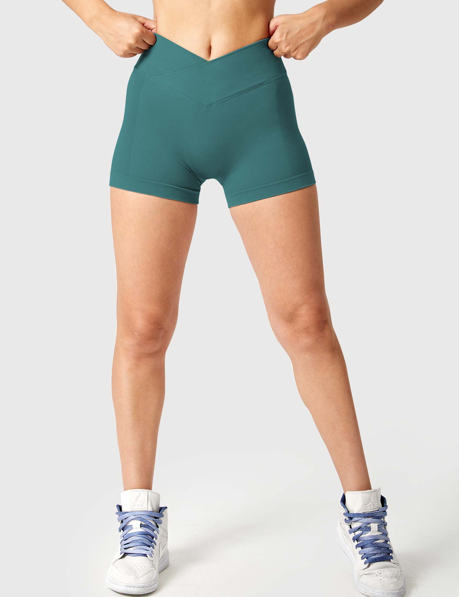 Yeoreo 3.6”Amplify V-Waistband Shorts