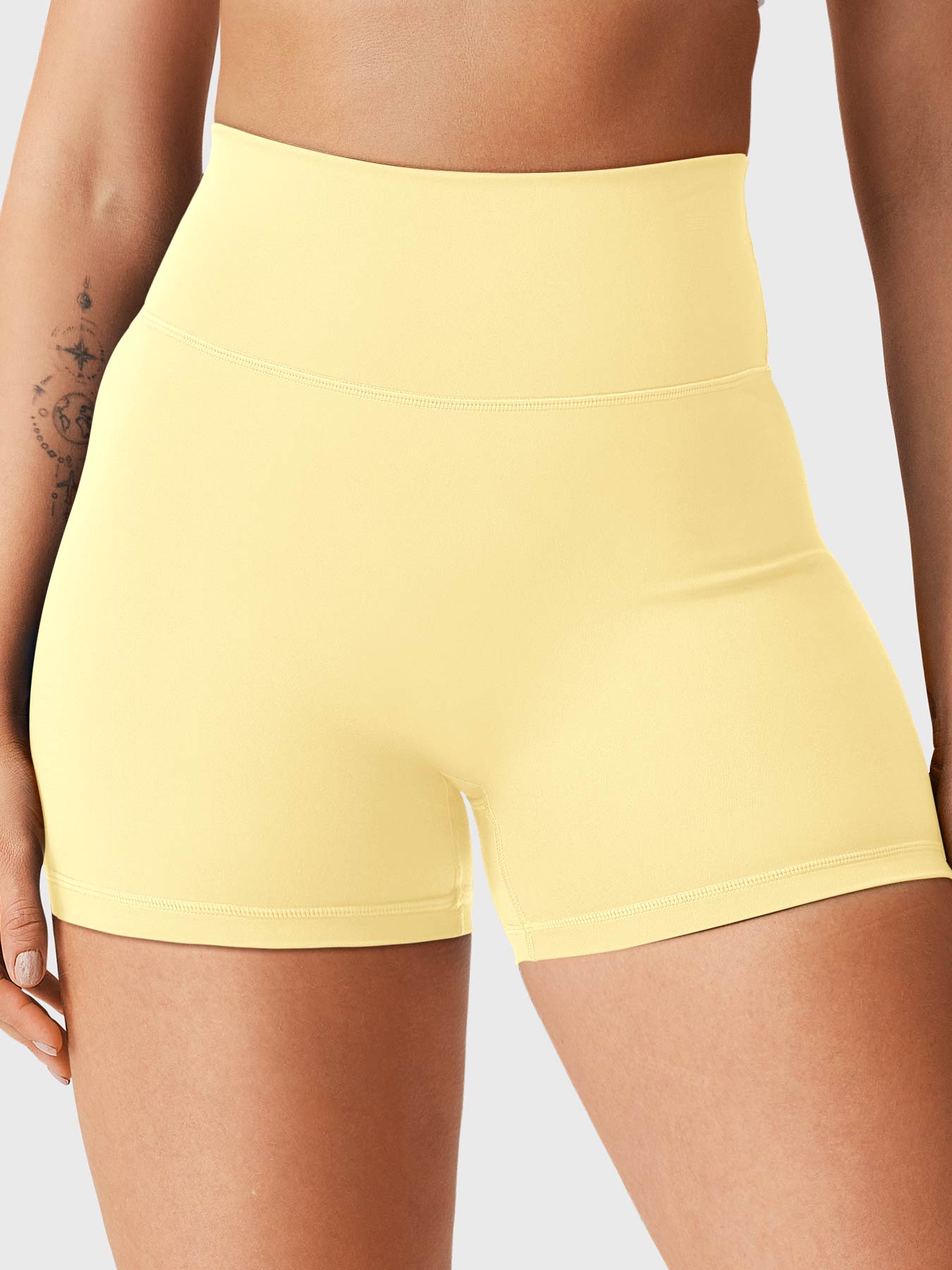 Yeoreo Craze 3.6" Scrunch Shorts