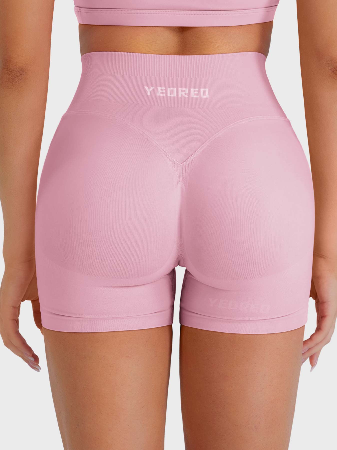 Yeoreo Baderiy 4.5" Seamless Shorts