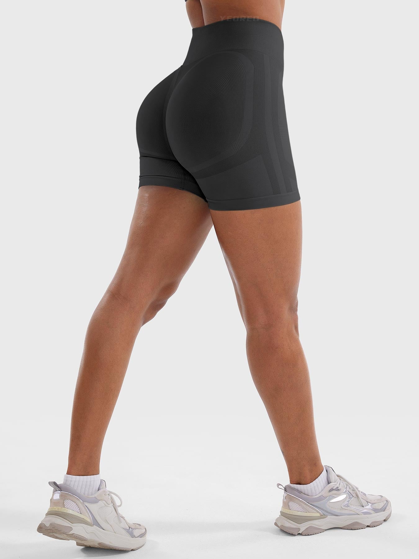 Yeoreo Lilliean 4.5" Seamless Shorts