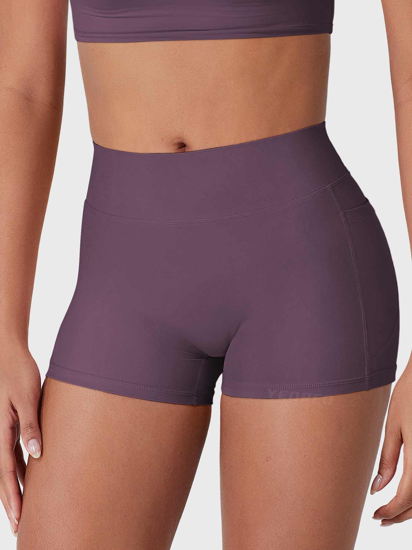 Yeoreo Eloiwen 3.6" Mid Rise Shorts with Pockets