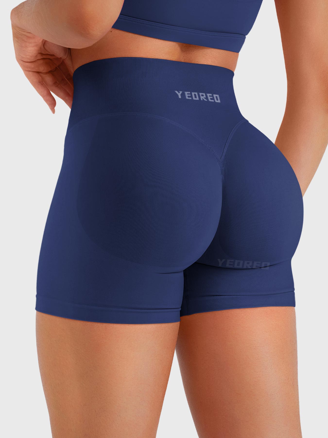 Yeoreo Baderiy 4.5" Seamless Shorts