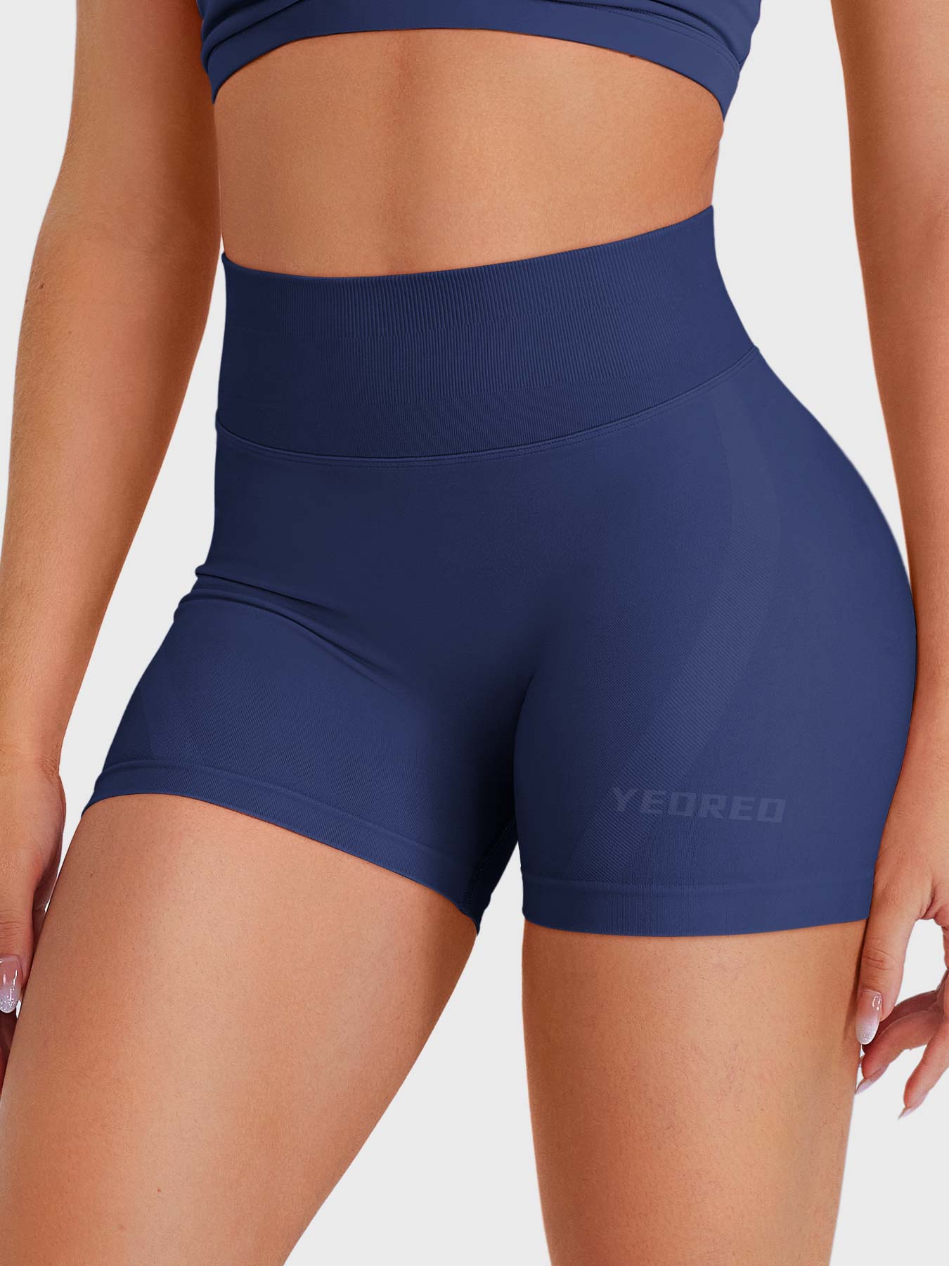 Yeoreo Baderiy 4.5" Seamless Shorts