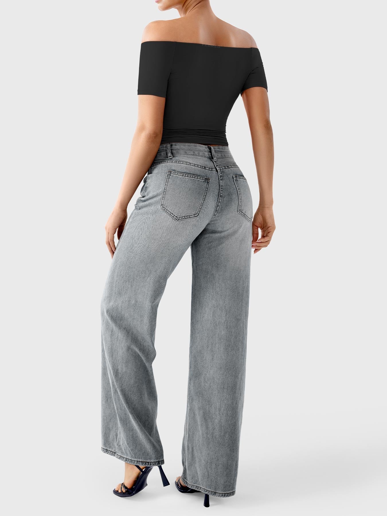 Yeoreo Luzlie Off Shoulder Short Sleeves