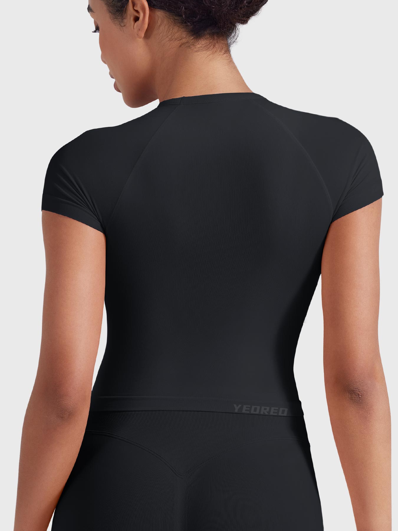 Yeoreo Zosiya Seamless Short Sleeve Top