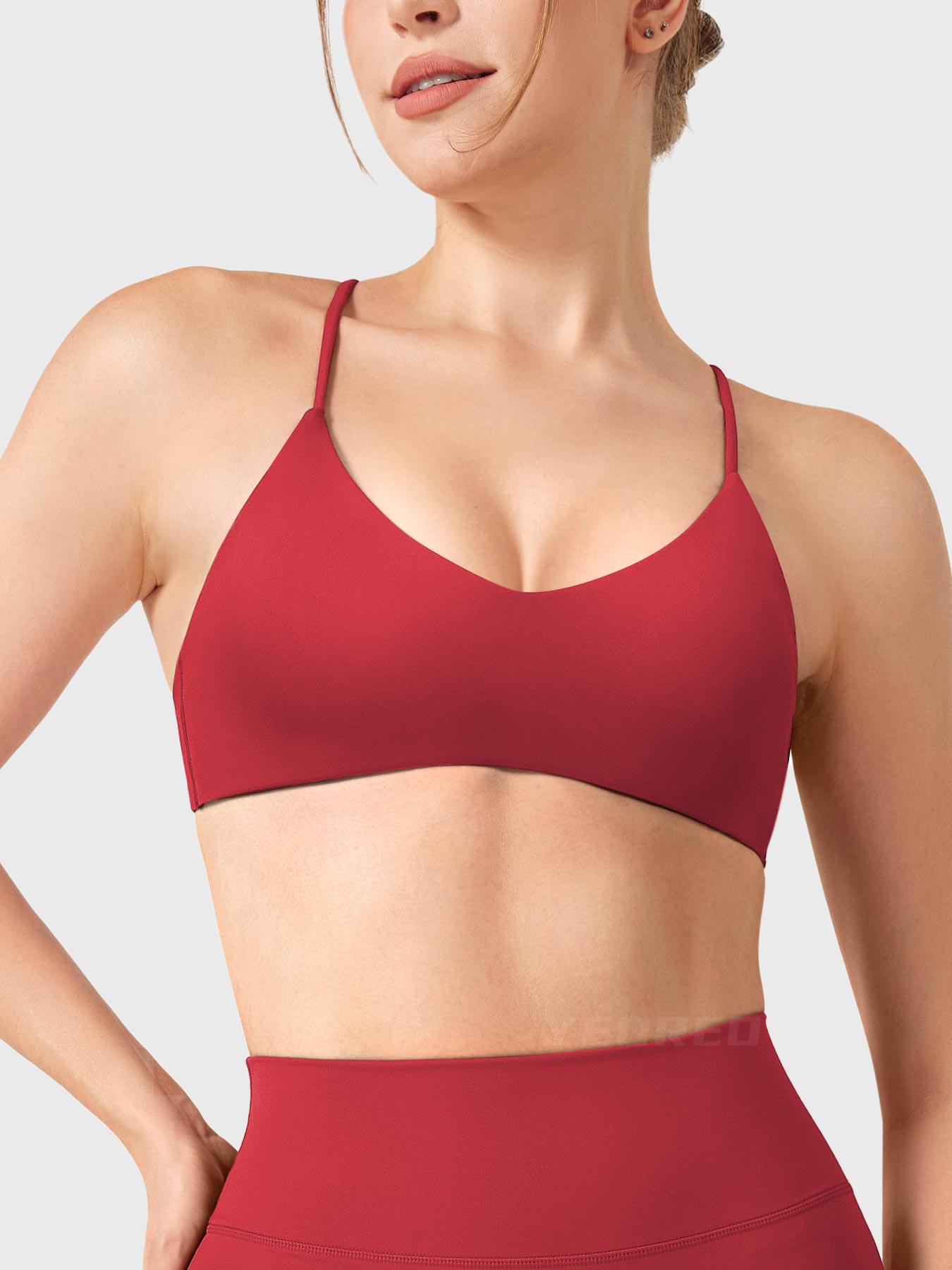 Yeoreo Zaahira V-Neck Adjustable Sports Bra
