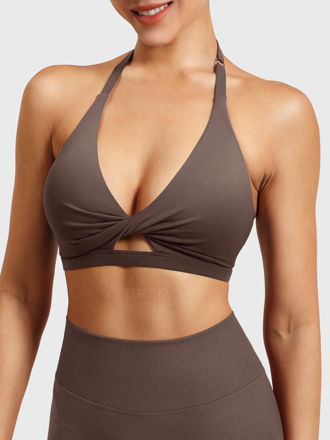 Yeoreo Micaela Twist Front Sports Bra