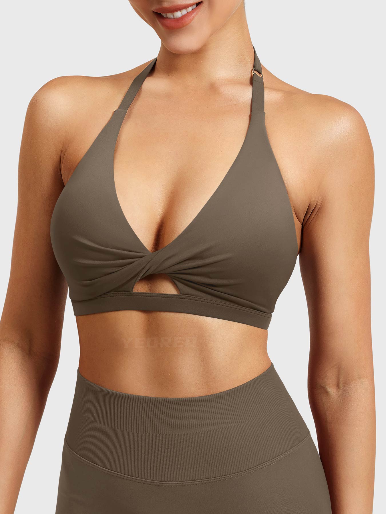 Yeoreo Micaela Twist Front Sports Bra