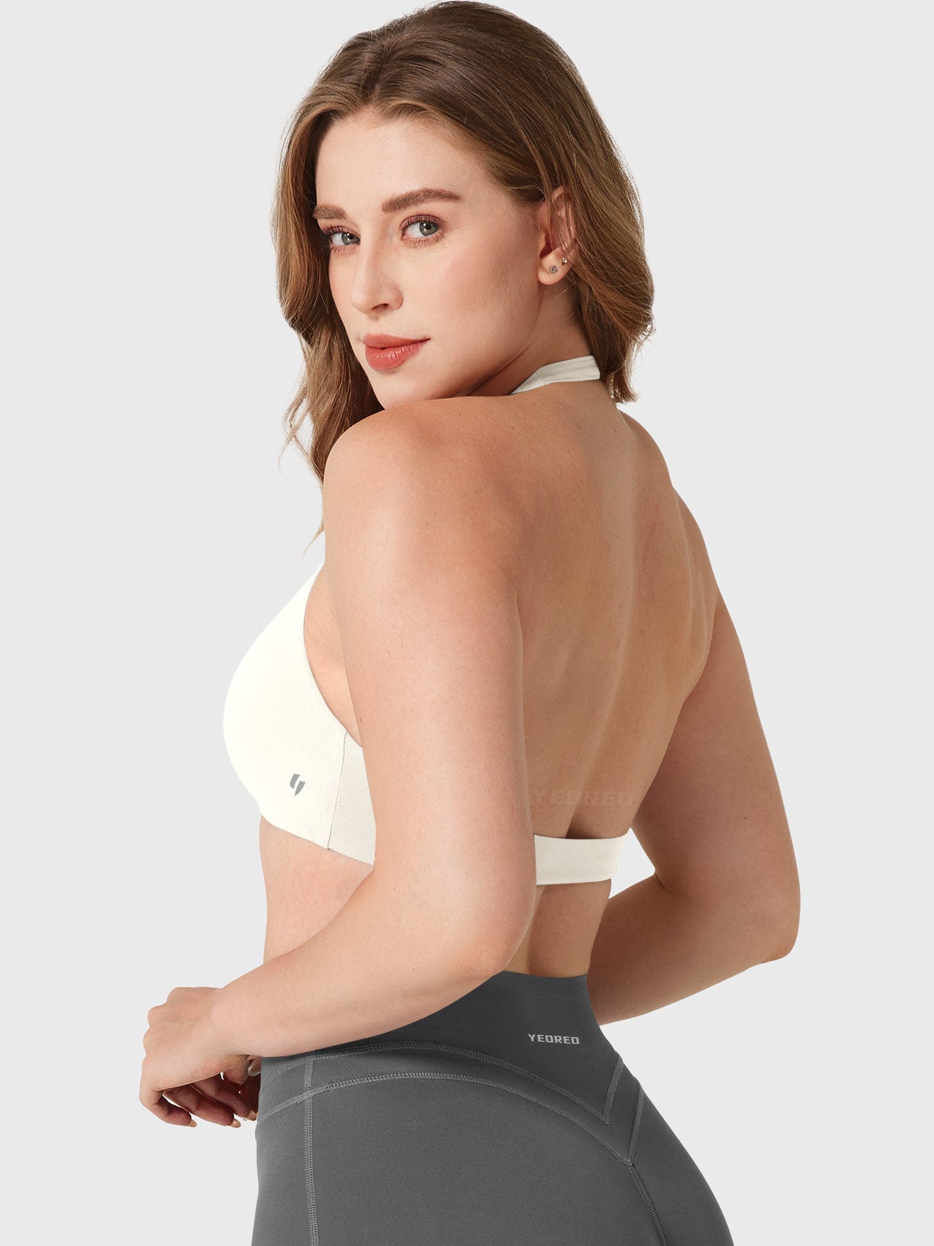 Yeoreo Laarni Halter Backless Sports Bra