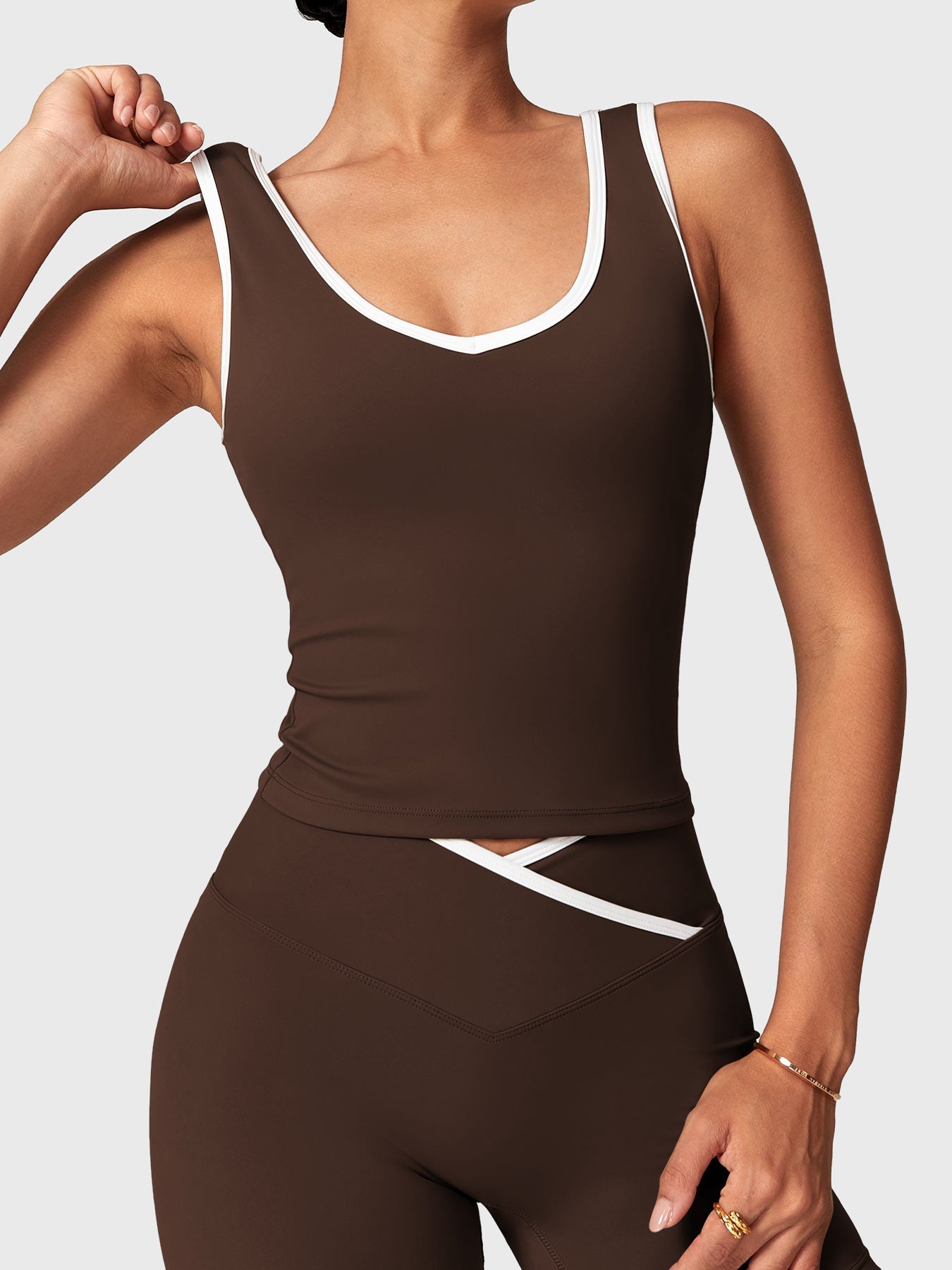 Yeoreo Alberta Contrast Trim Tank