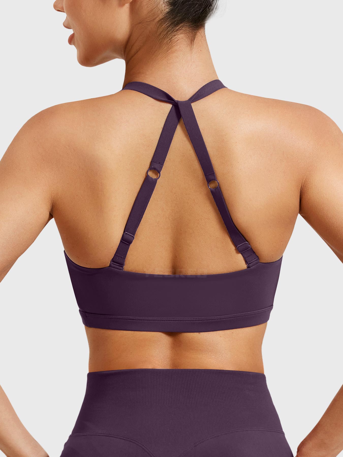 Yeoreo Micaela Twist Front Sports Bra