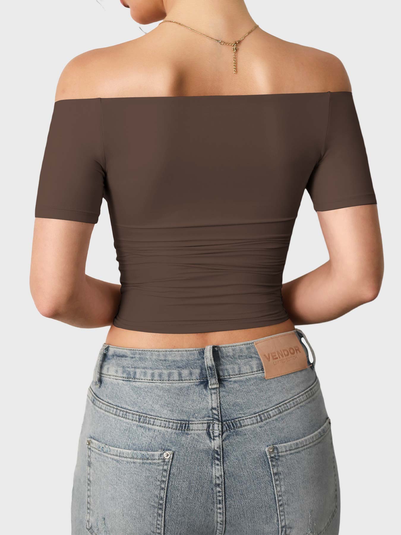 Yeoreo Luzlie Off Shoulder Short Sleeves