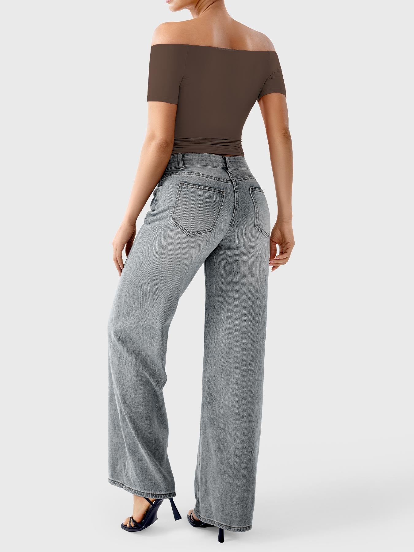 Yeoreo Luzlie Off Shoulder Short Sleeves