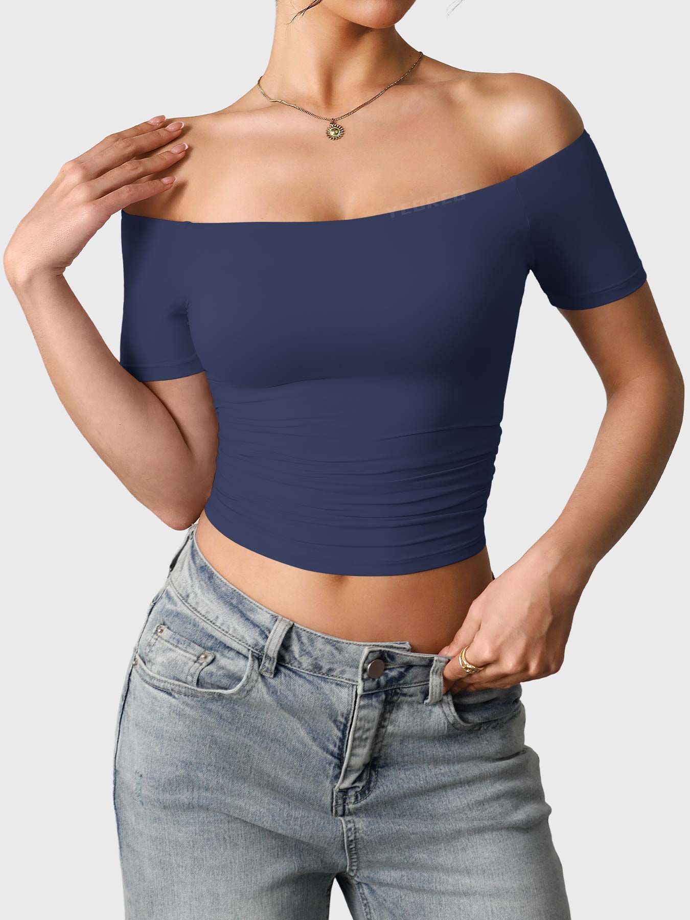 Yeoreo Luzlie Off Shoulder Short Sleeves