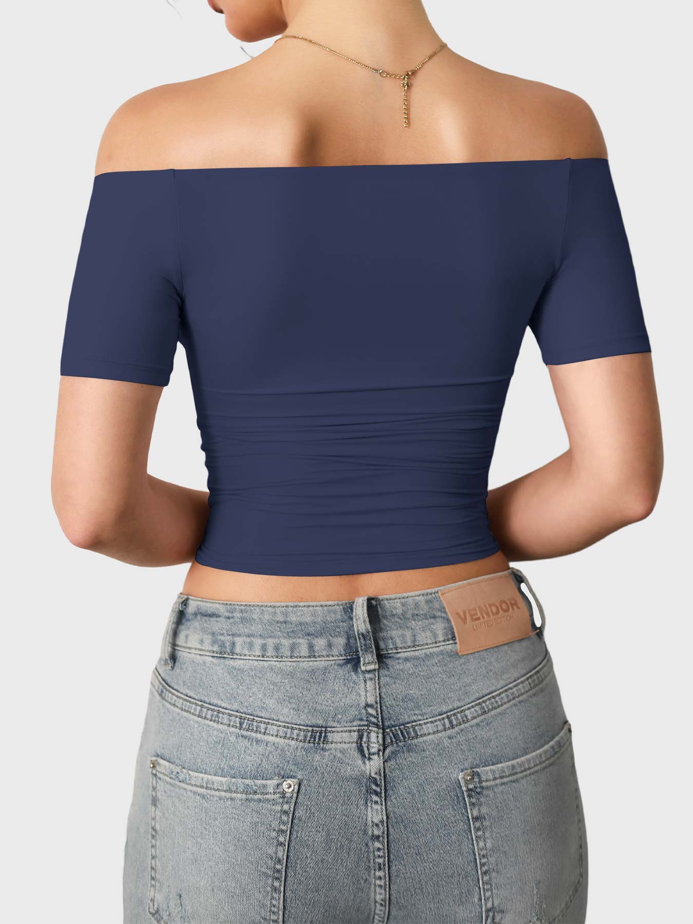 Yeoreo Luzlie Off Shoulder Short Sleeves