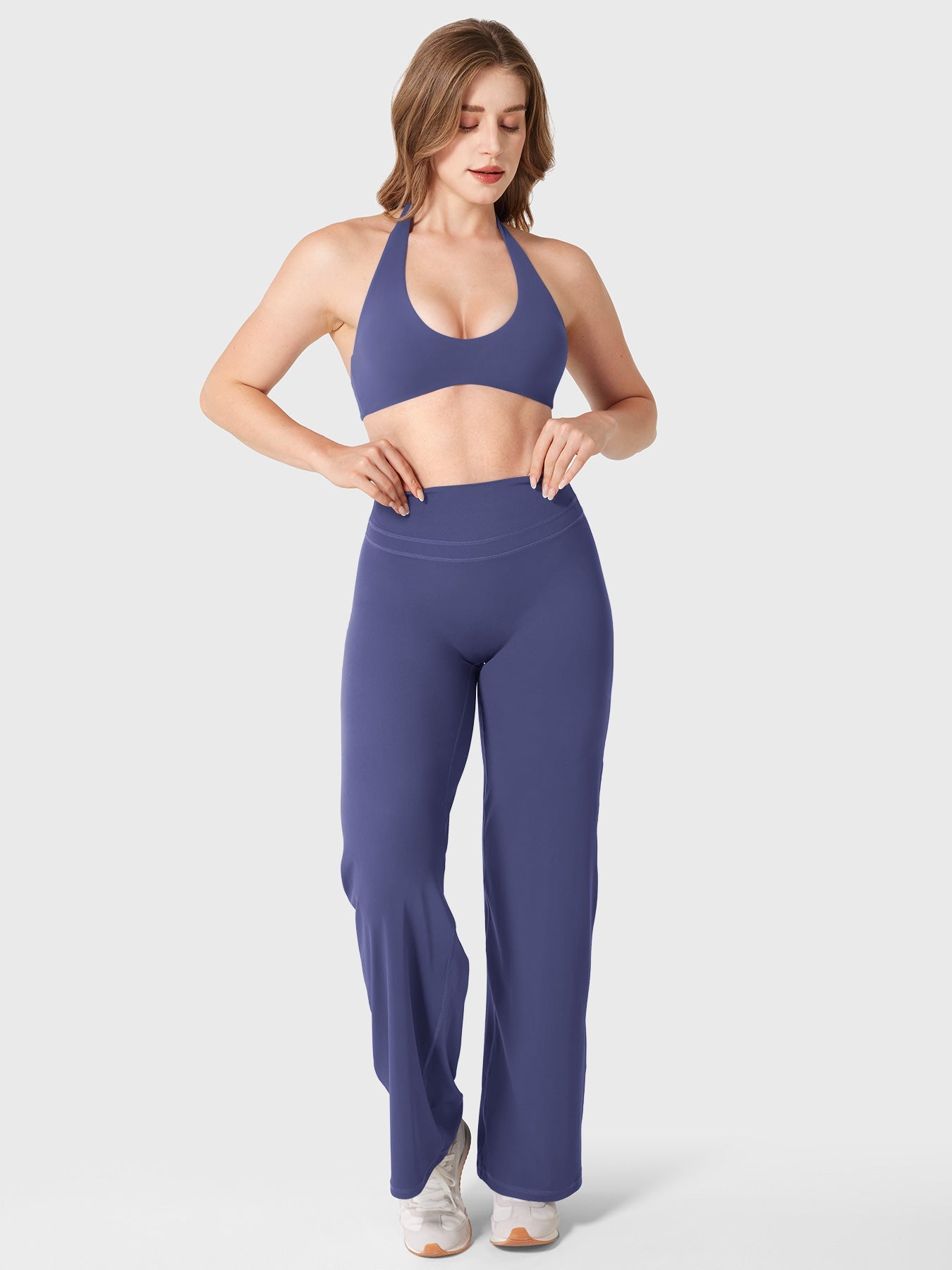 Yeoreo Laarni Halter Backless Sports Bra