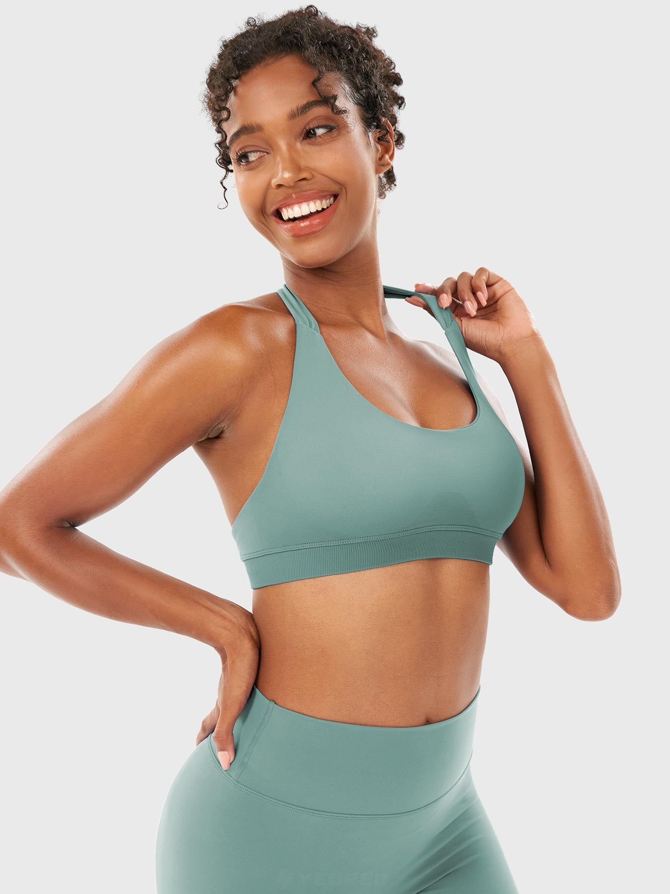 Yeoreo Eleia Halter Sports Bra