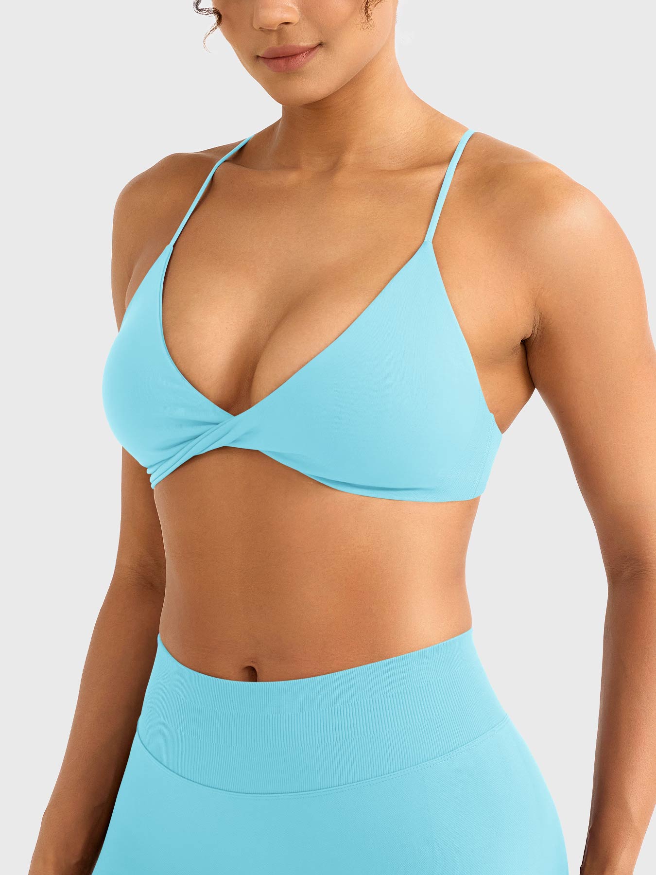 Yeoreo Jocelyna Minimal Strappy Sports Bra