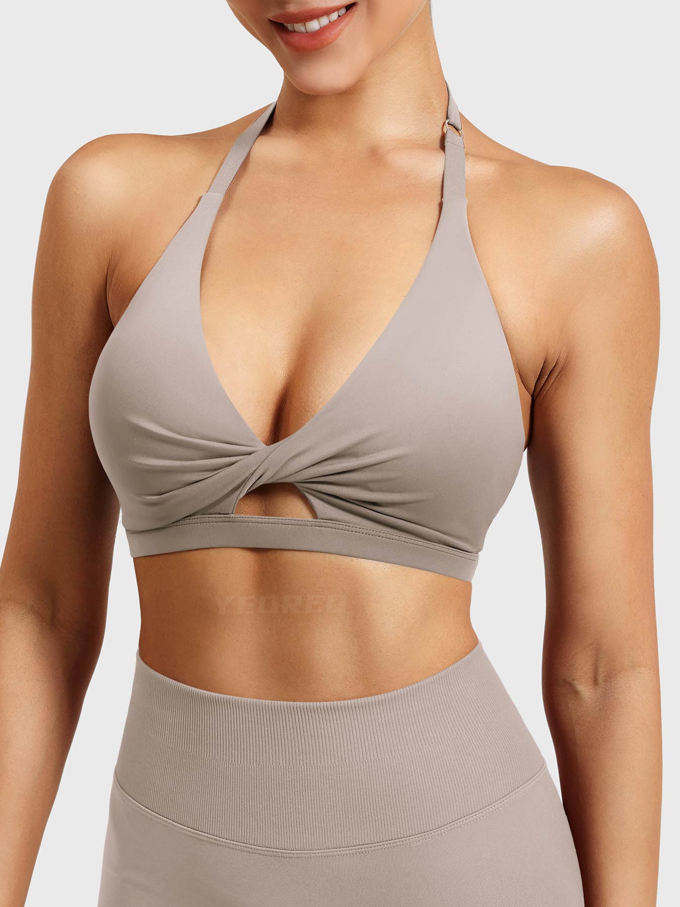 Yeoreo Micaela Twist Front Sports Bra