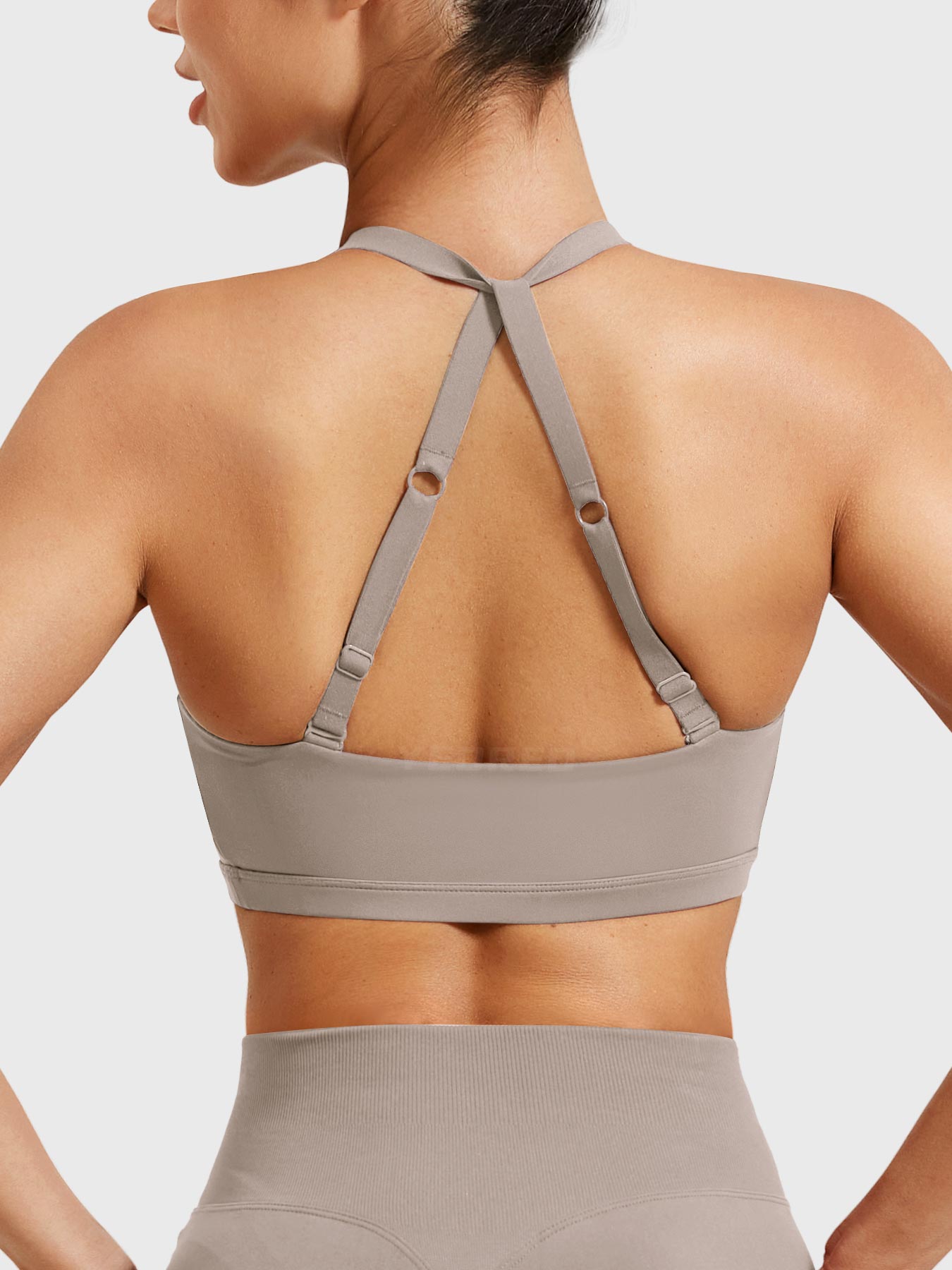 Yeoreo Micaela Twist Front Sports Bra