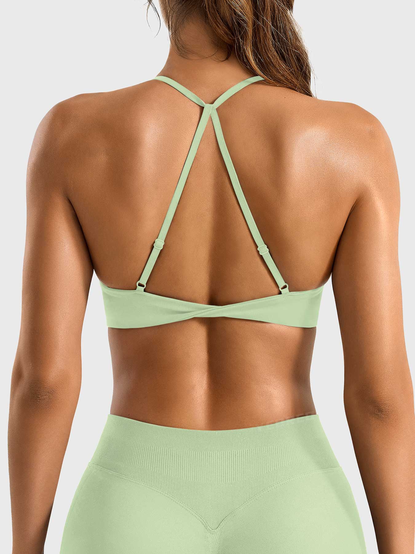 Yeoreo Sacni Twist Back Sports Bra