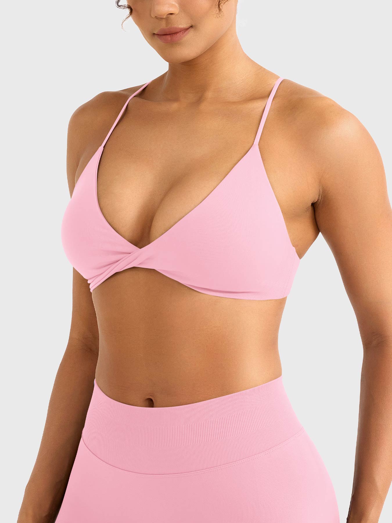 Yeoreo Jocelyna Minimal Strappy Sports Bra