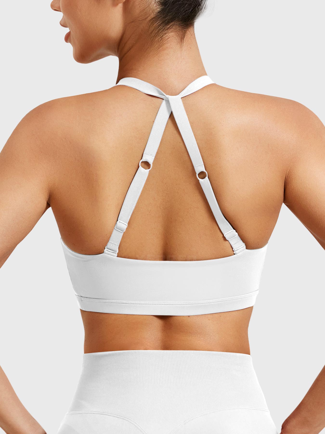 Yeoreo Micaela Twist Front Sports Bra