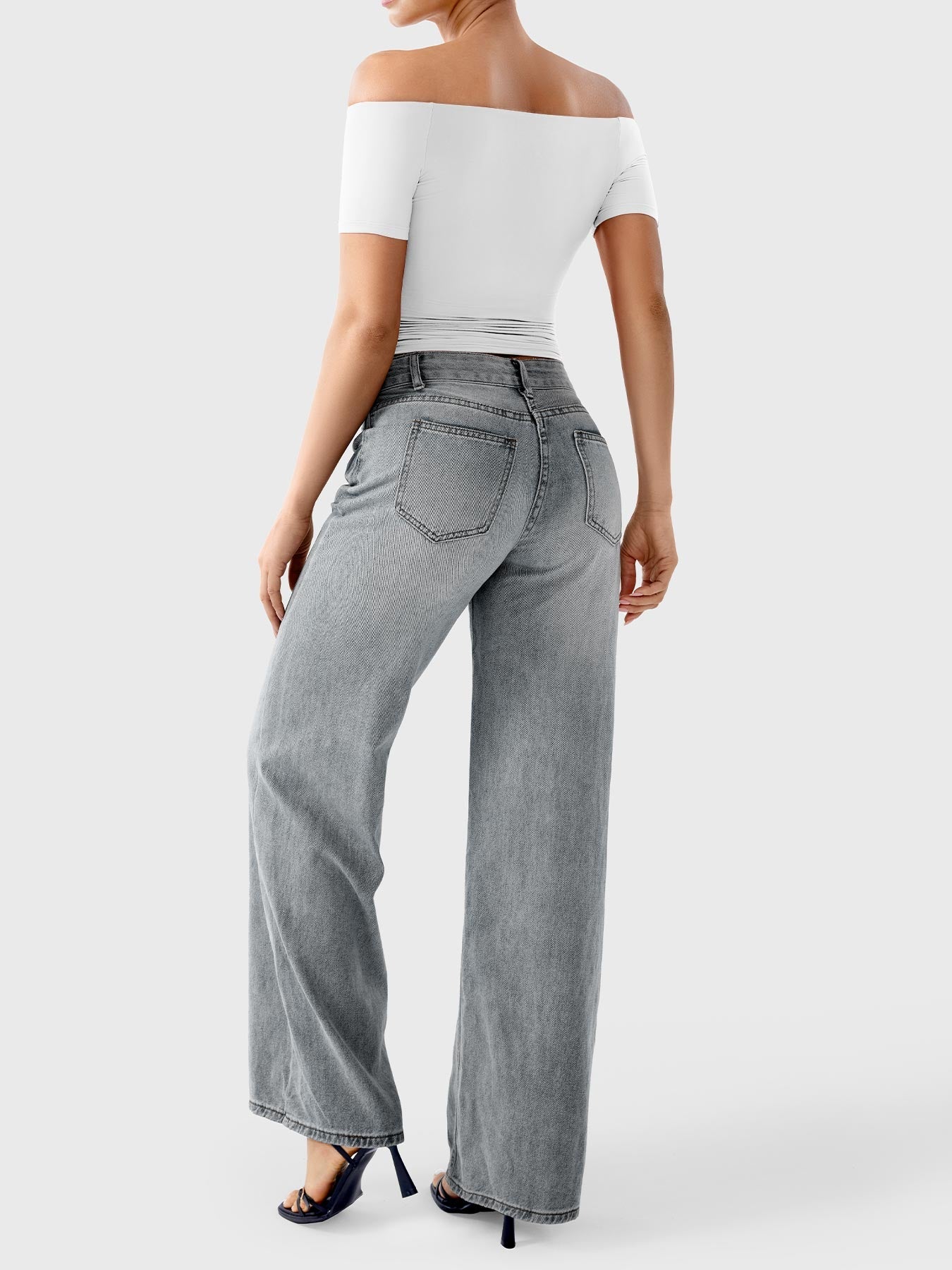 Yeoreo Luzlie Off Shoulder Short Sleeves