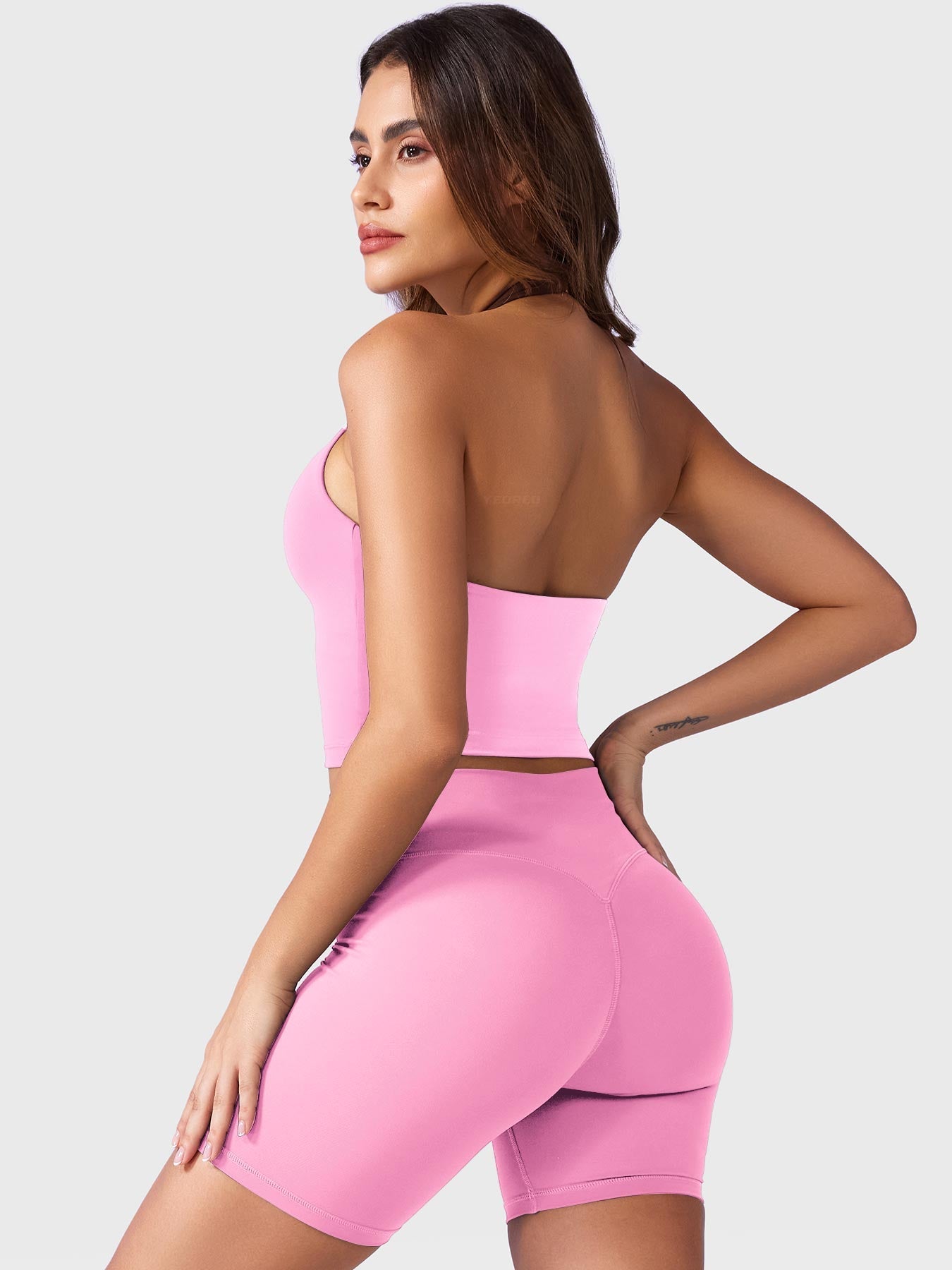 Yeoreo Hazel Halter Tank