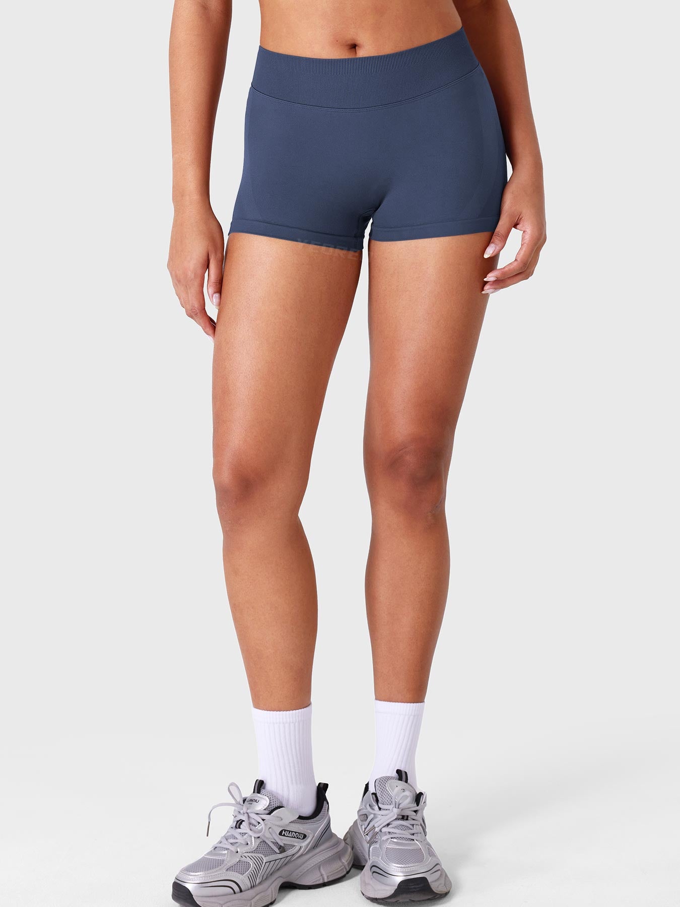 Yeoreo Baderiy 2.5" Low Rise Shorts