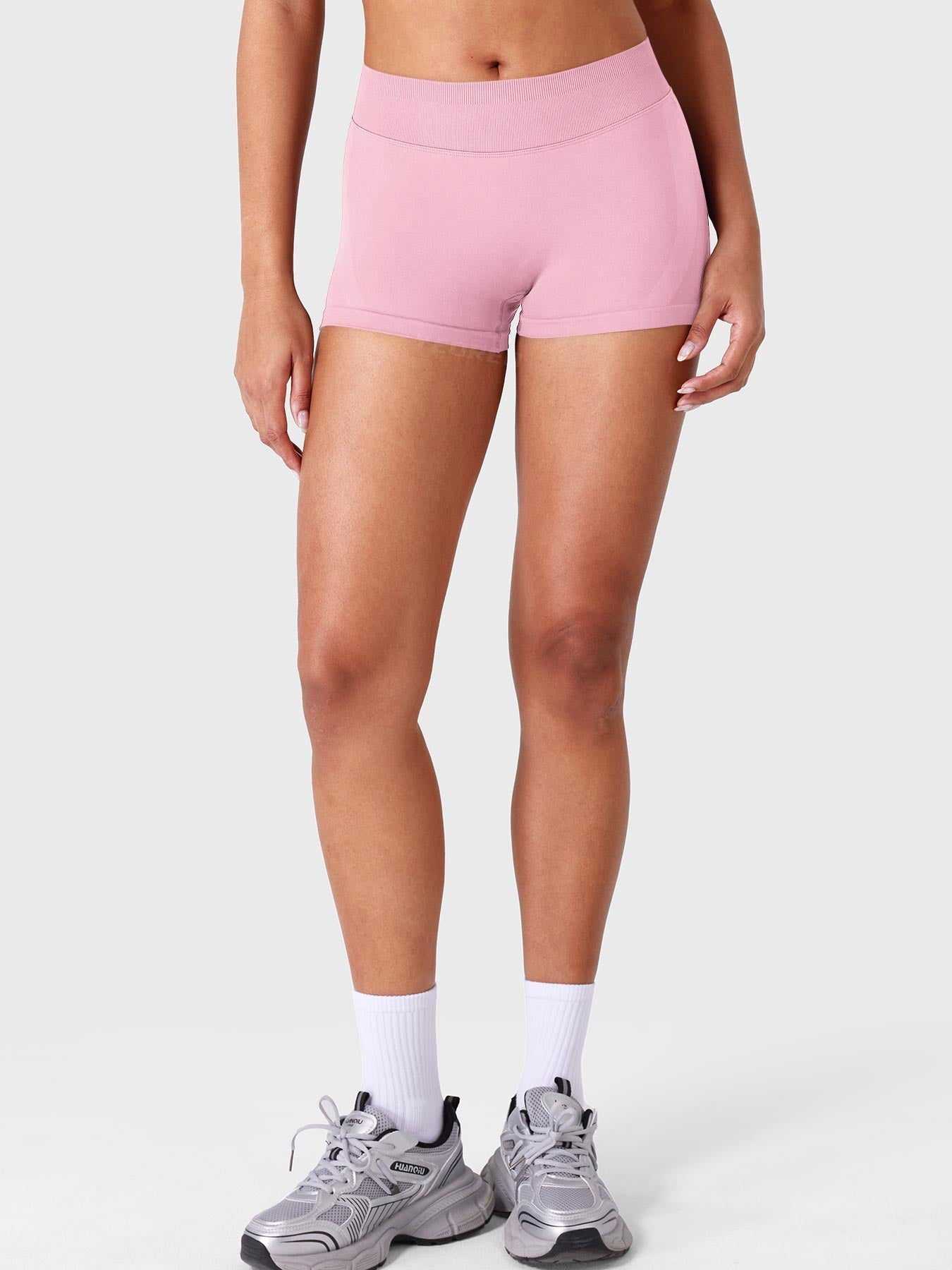Yeoreo Baderiy 2.5" Low Rise Shorts