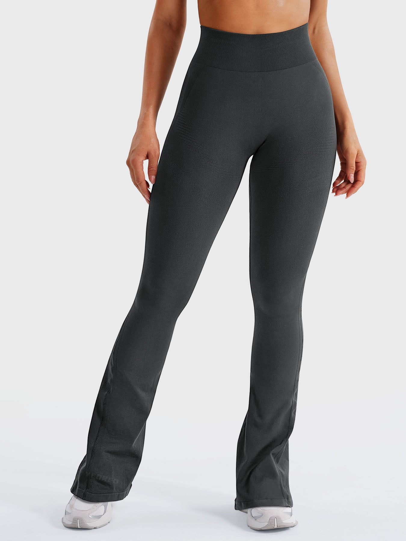 Yeoreo Lilliean 32" Mini Flare Leggings
