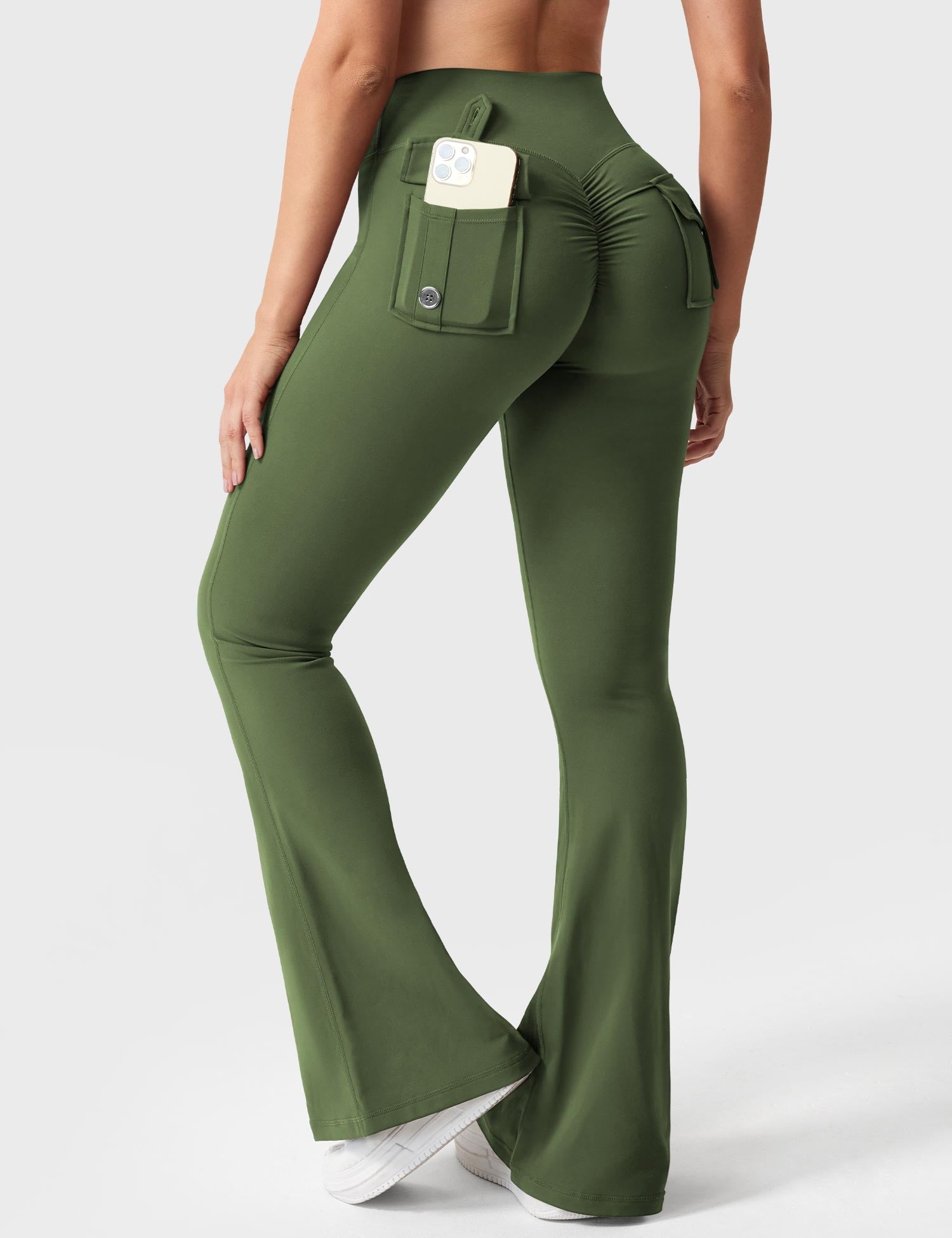 Yeoreo Brittany Flared Leggings with Pockets