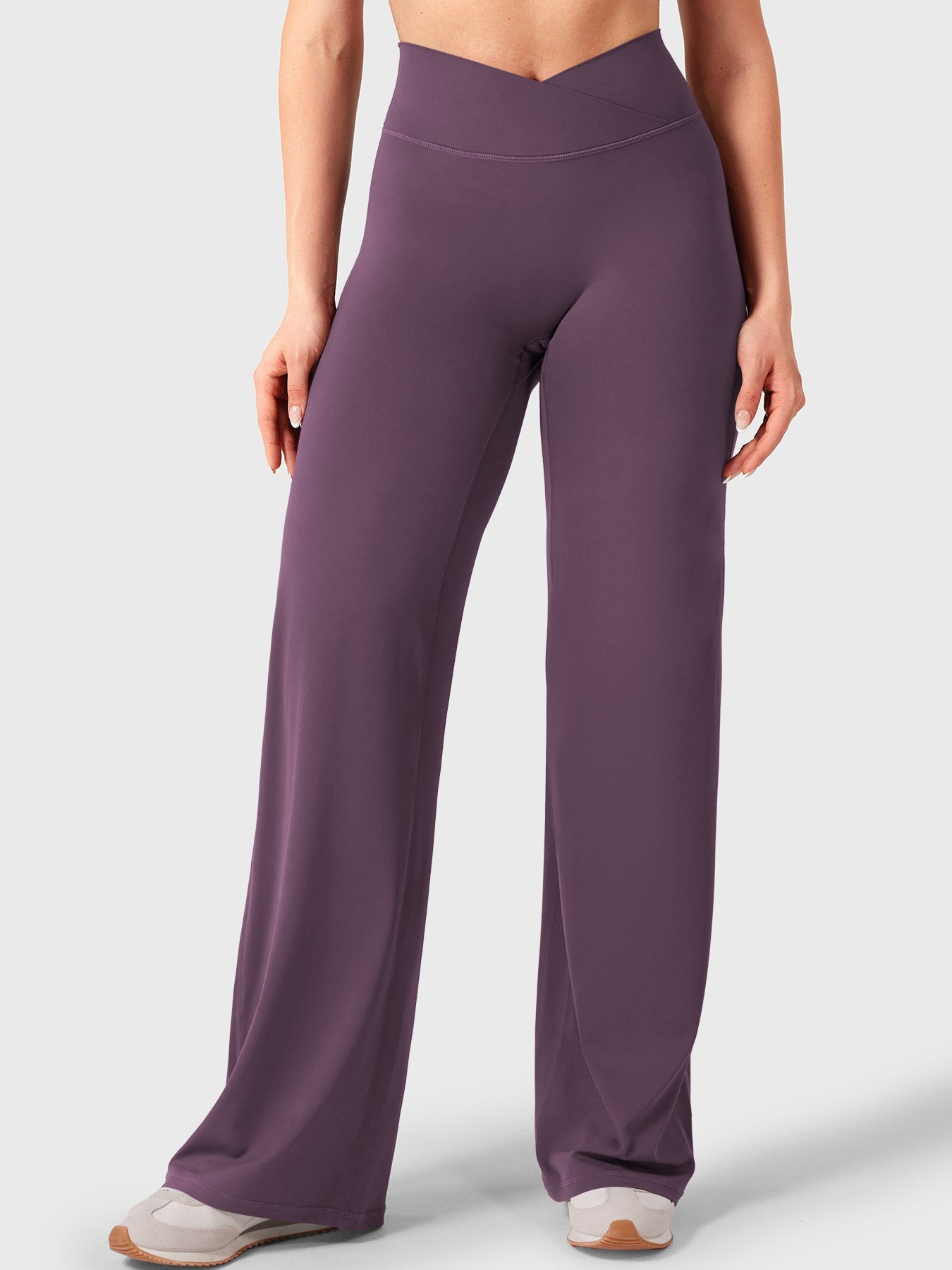 Yeoreo Eddiy 31.5" V-waistband Straight Leggings