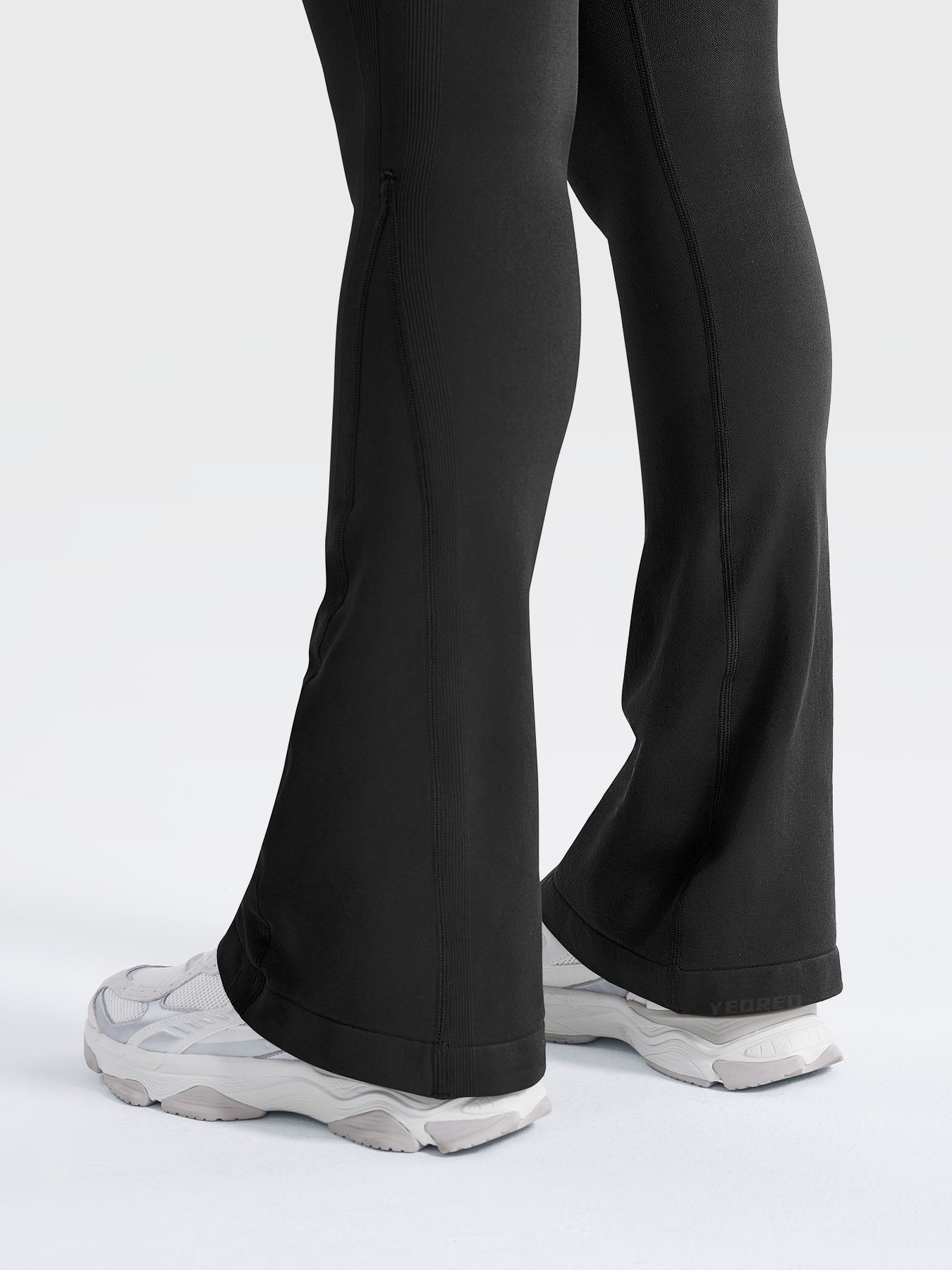 Yeoreo Lilliean 29.5" Mini Flare Leggings